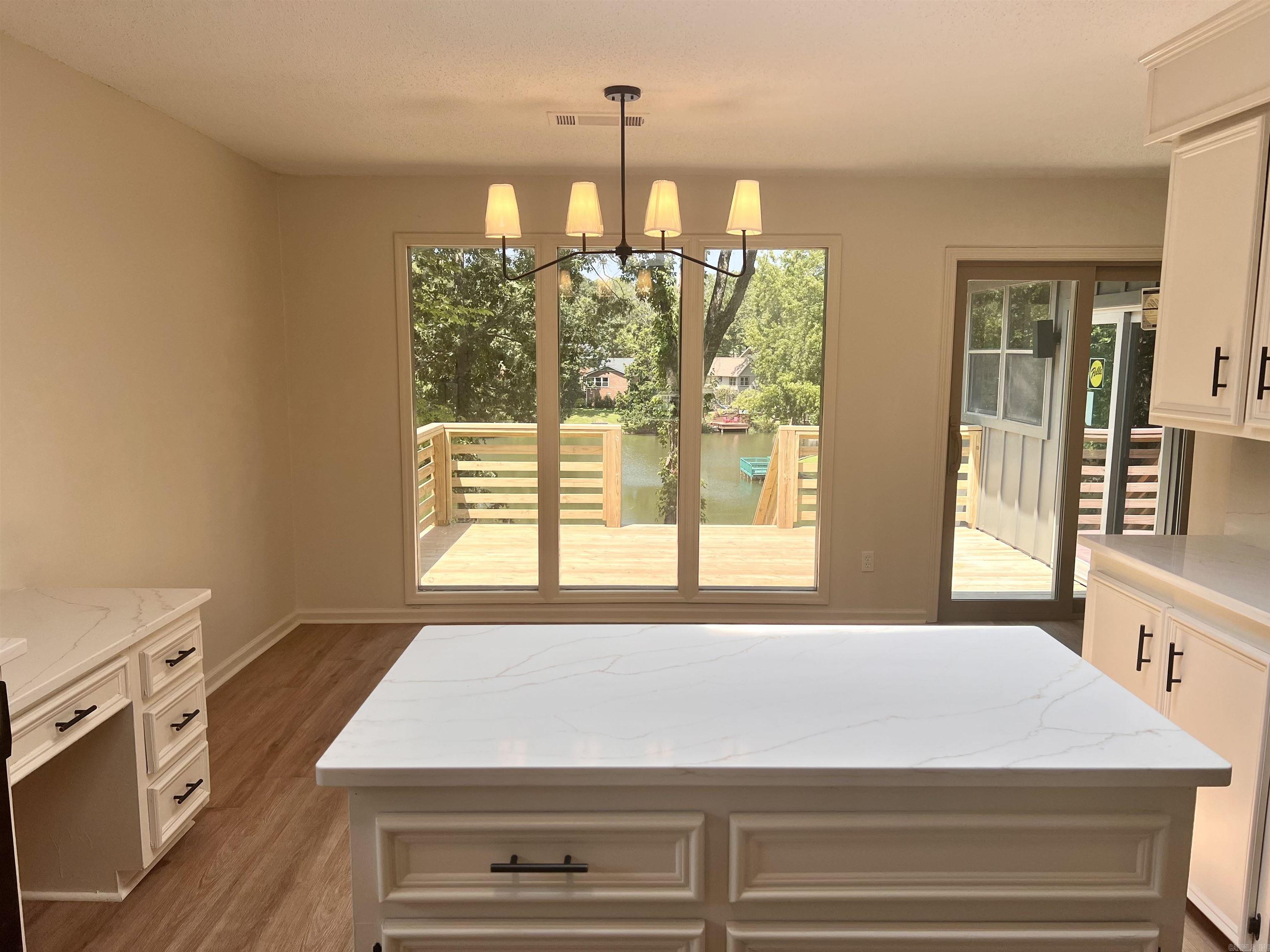 21 E Lake Drive North Little Rock, AR 72116
