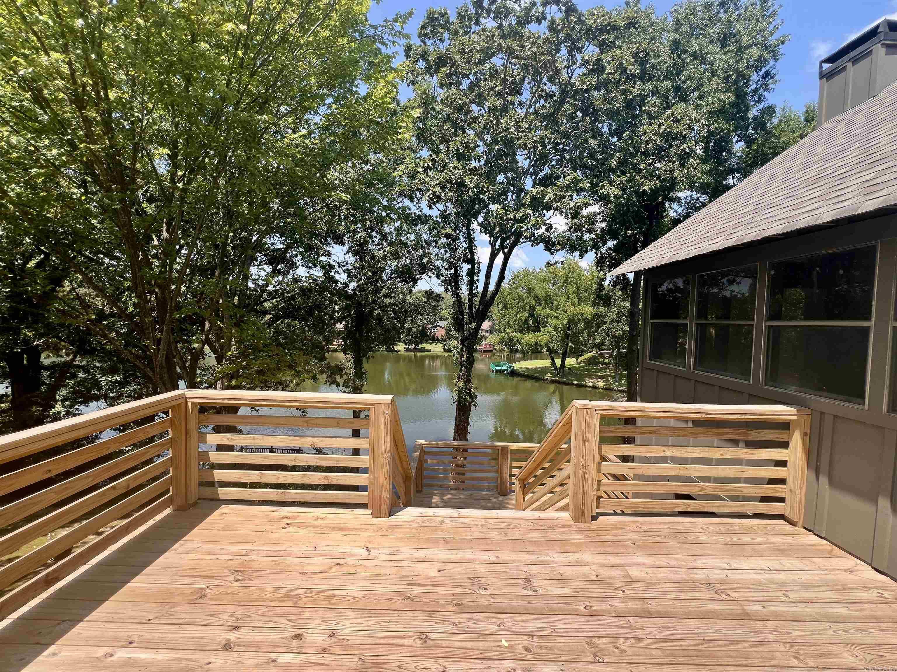21 E Lake Drive North Little Rock, AR 72116