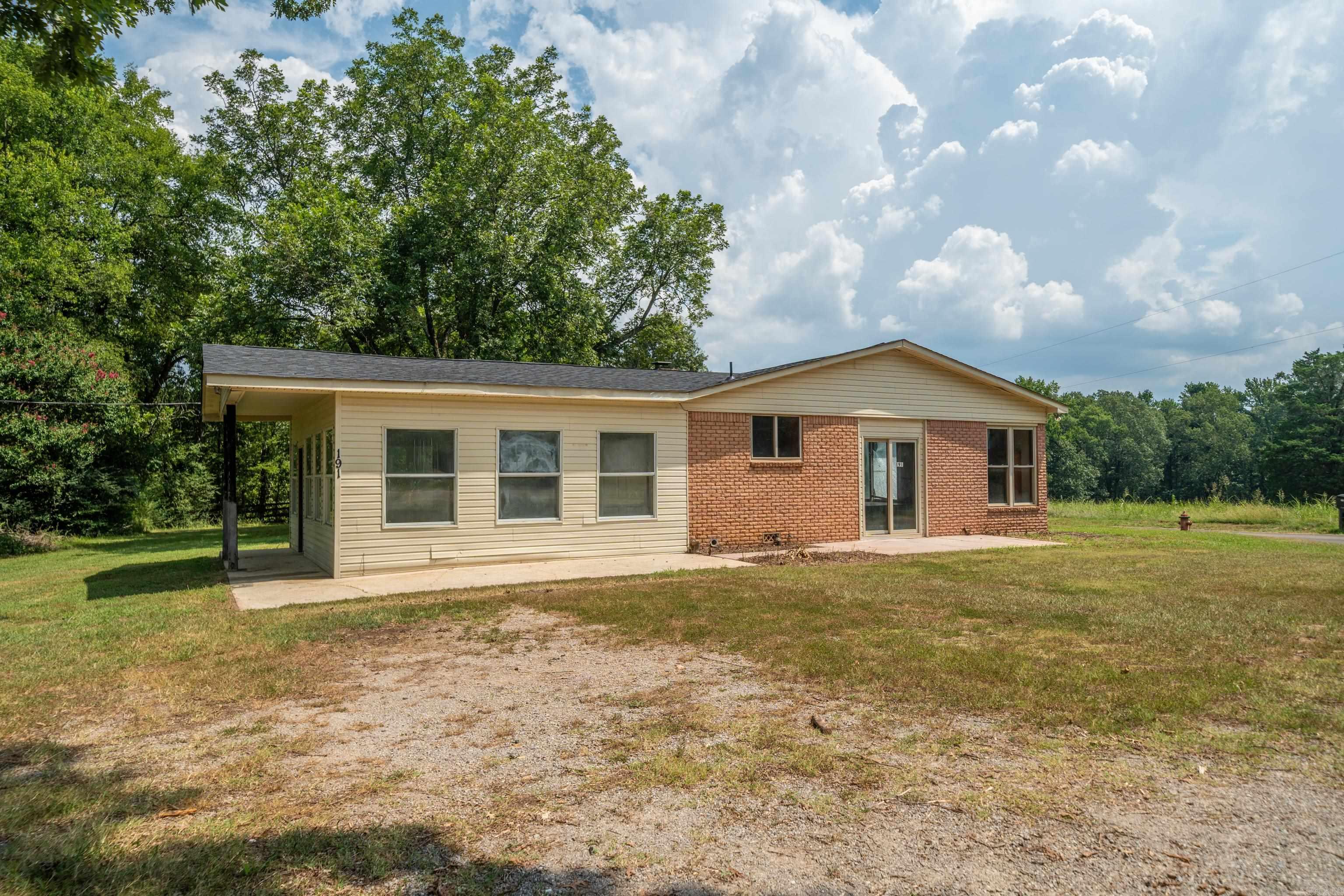 191 Harmony Grove  Hot Springs, AR