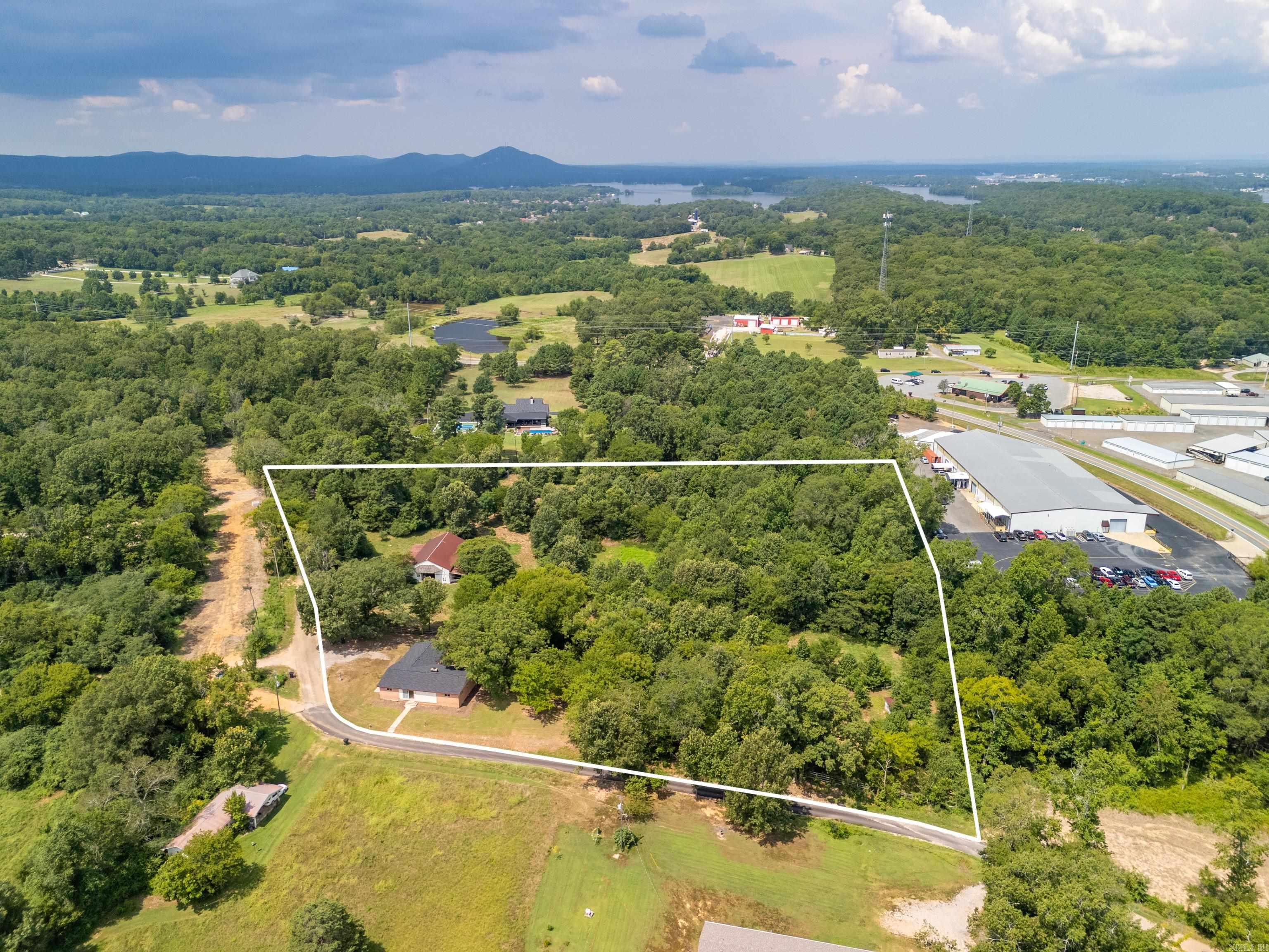 191 Harmony Grove  Hot Springs, AR