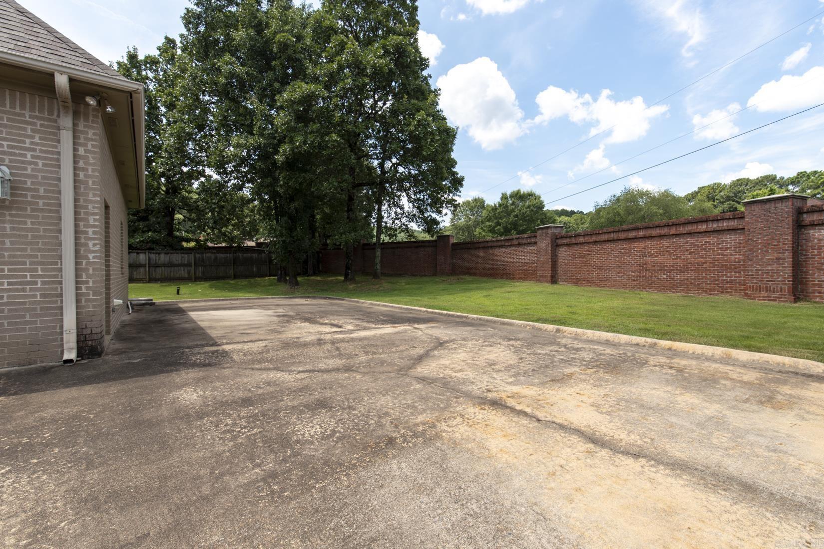 9 Hickory Pointe Cove Little Rock, AR 72223