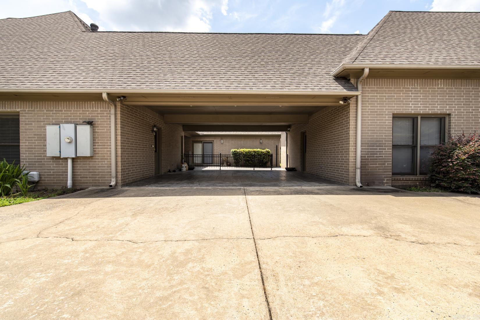 9 Hickory Pointe Cove Little Rock, AR 72223