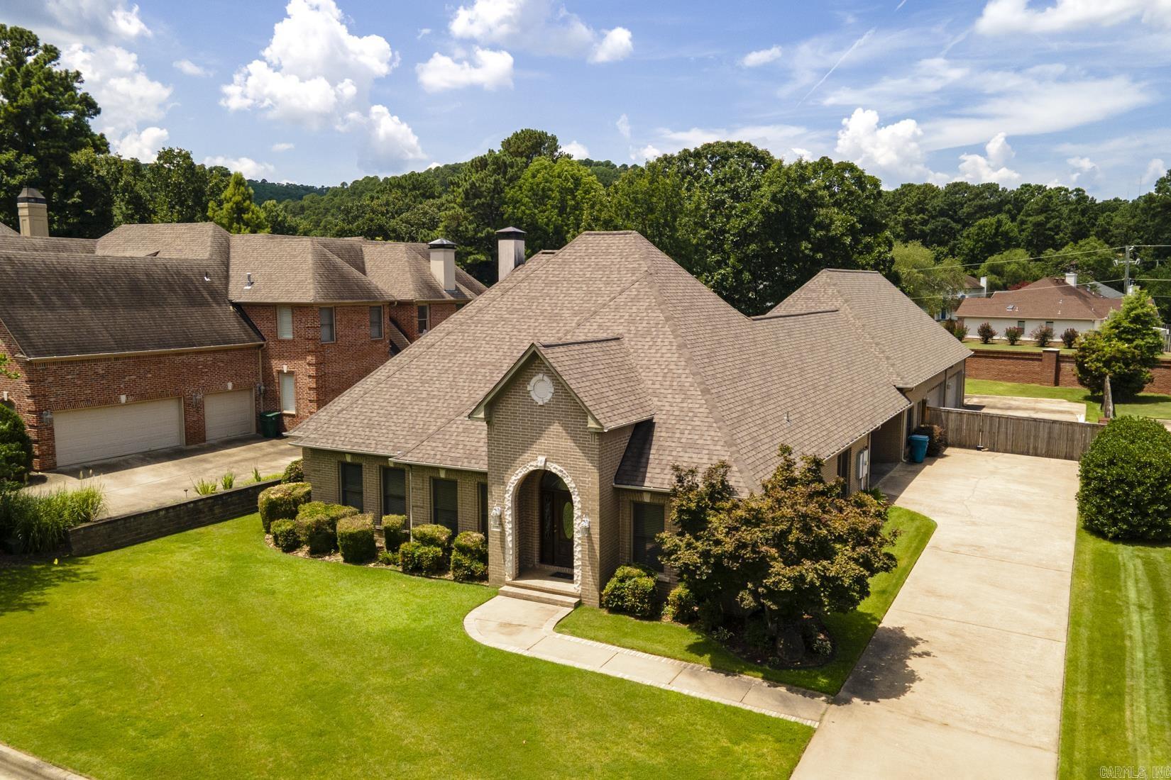 9 Hickory Pointe Cove Little Rock, AR 72223