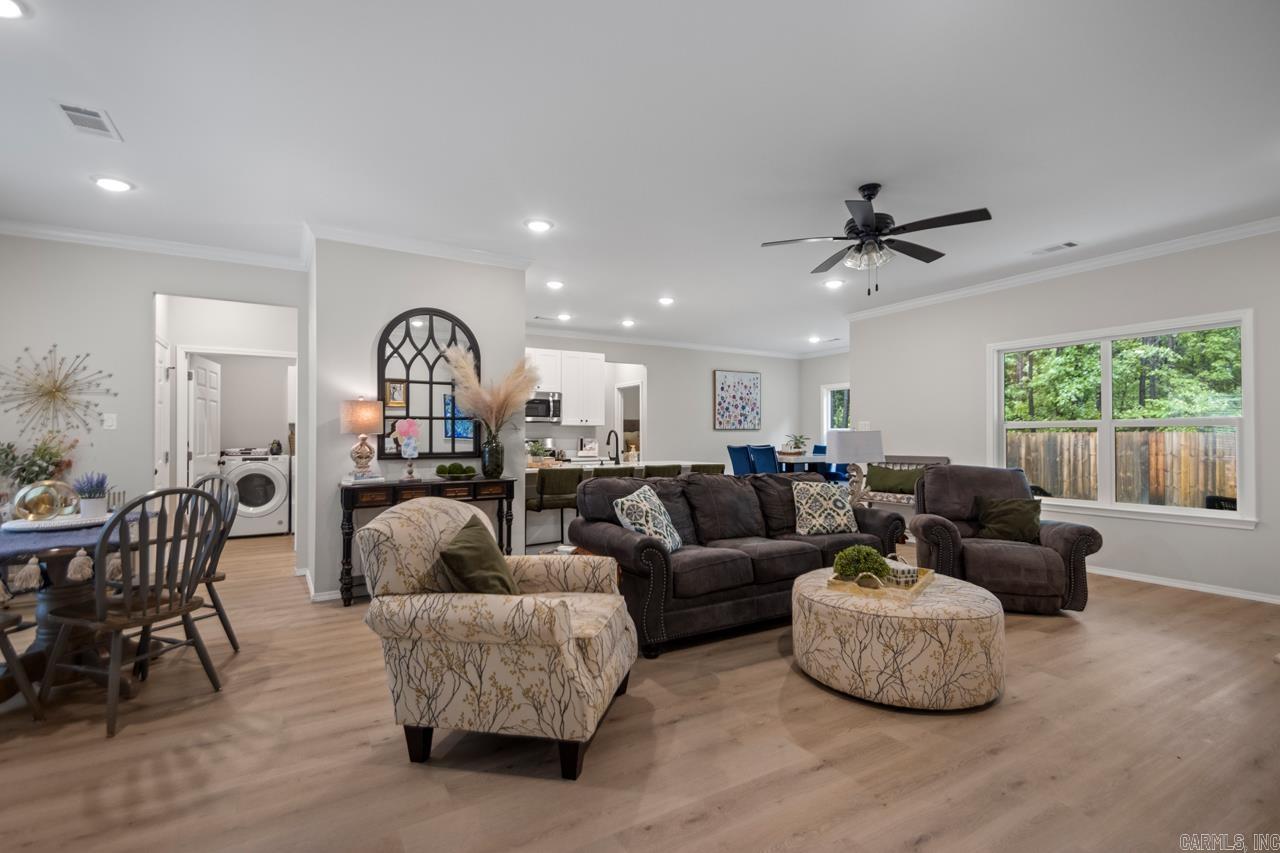 391 Genesis  Benton, AR