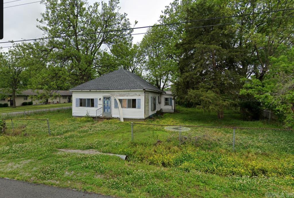 324 E Hazel St  Walnut Ridge, AR