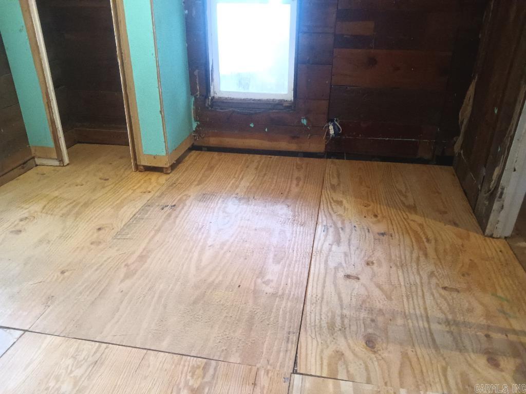 324 E Hazel St  Walnut Ridge, AR
