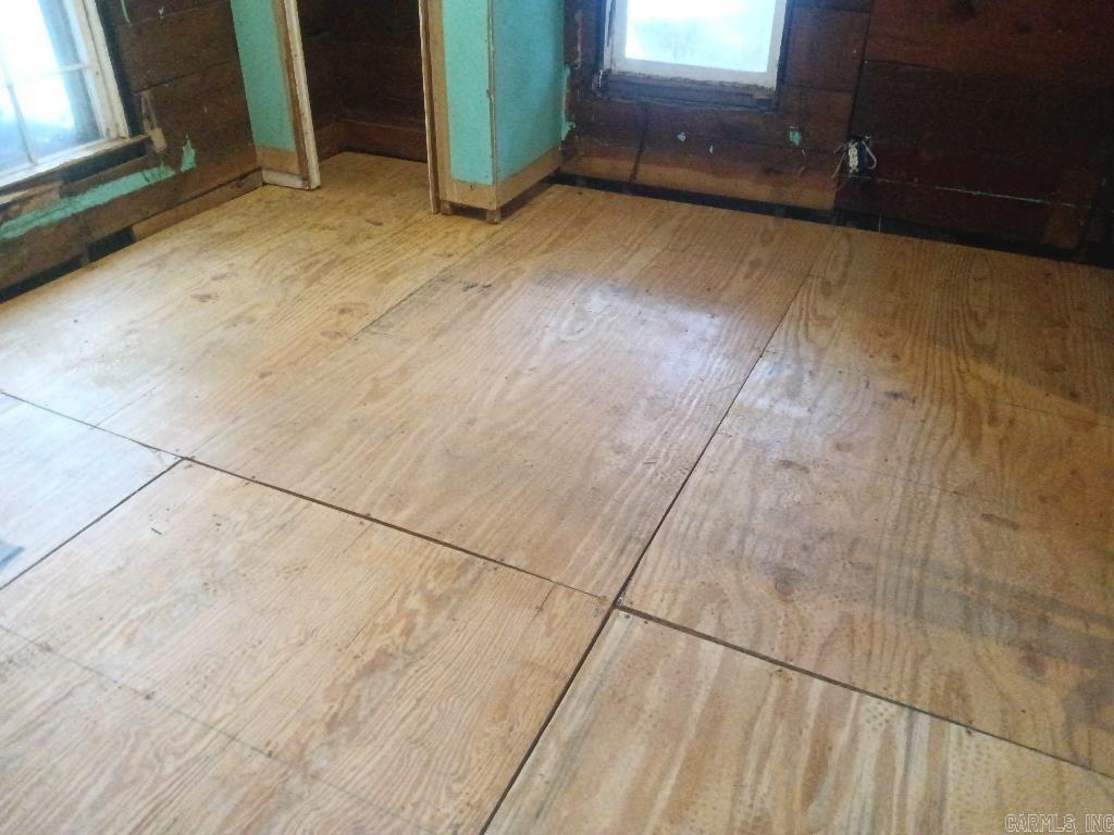 324 E Hazel St  Walnut Ridge, AR