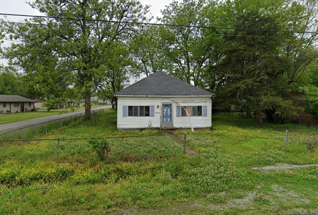 324 E Hazel St  Walnut Ridge, AR