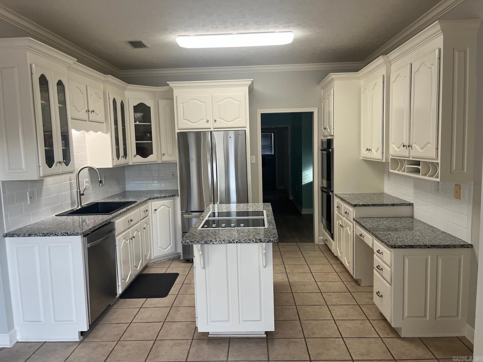 3 Eisenhower Cove  Maumelle, AR