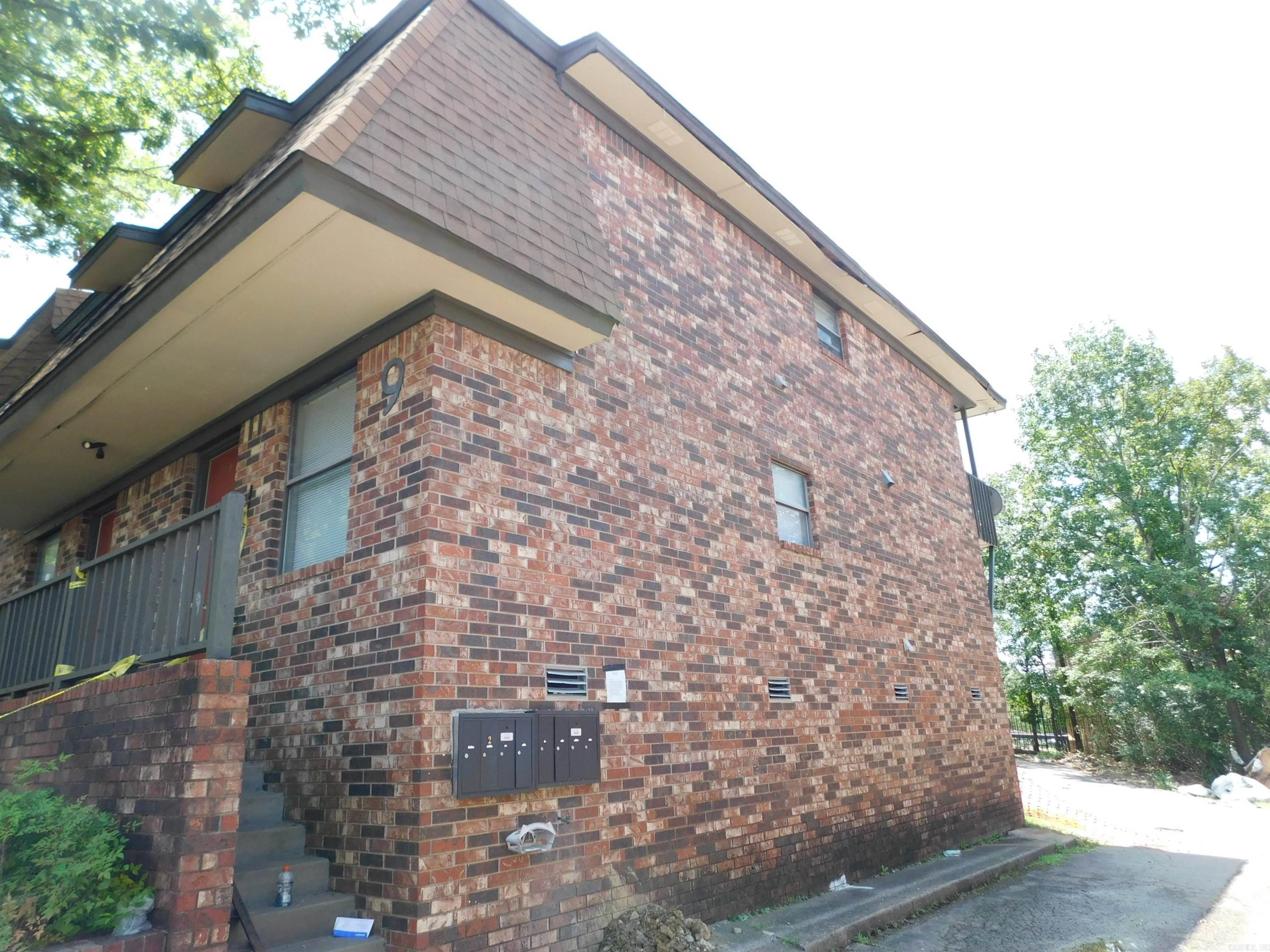 9 Meredith  Little Rock, AR