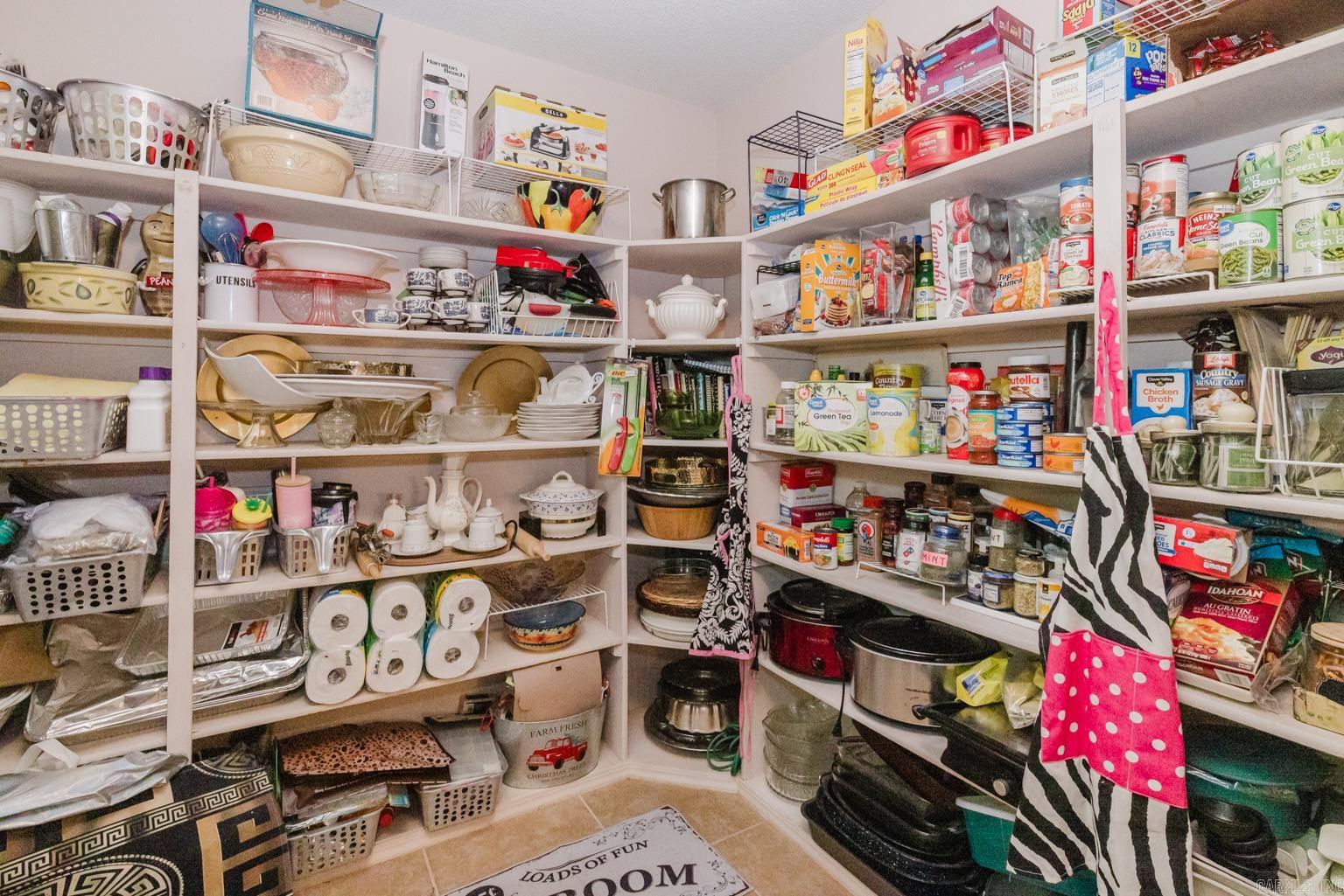 1307 River Oaks Benton, AR 72019