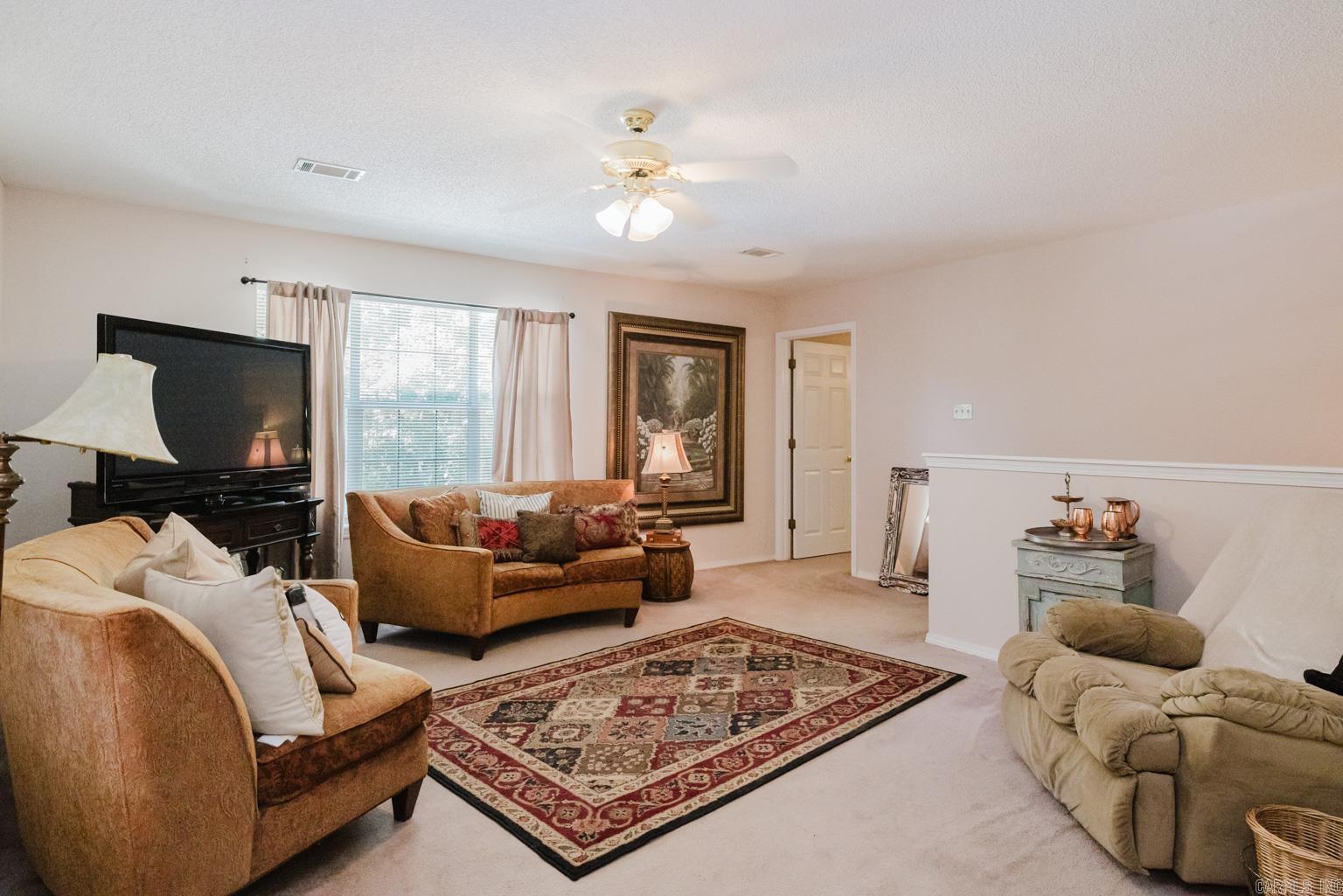 1307 River Oaks Benton, AR 72019