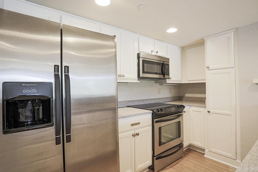 3700 Cantrell #307  Little Rock, AR