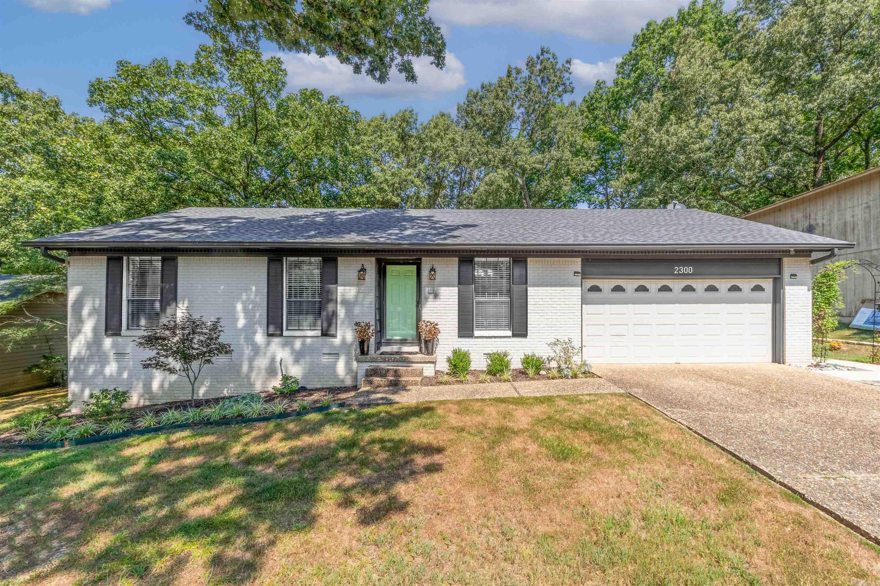 2300 Pear Orchard Drive