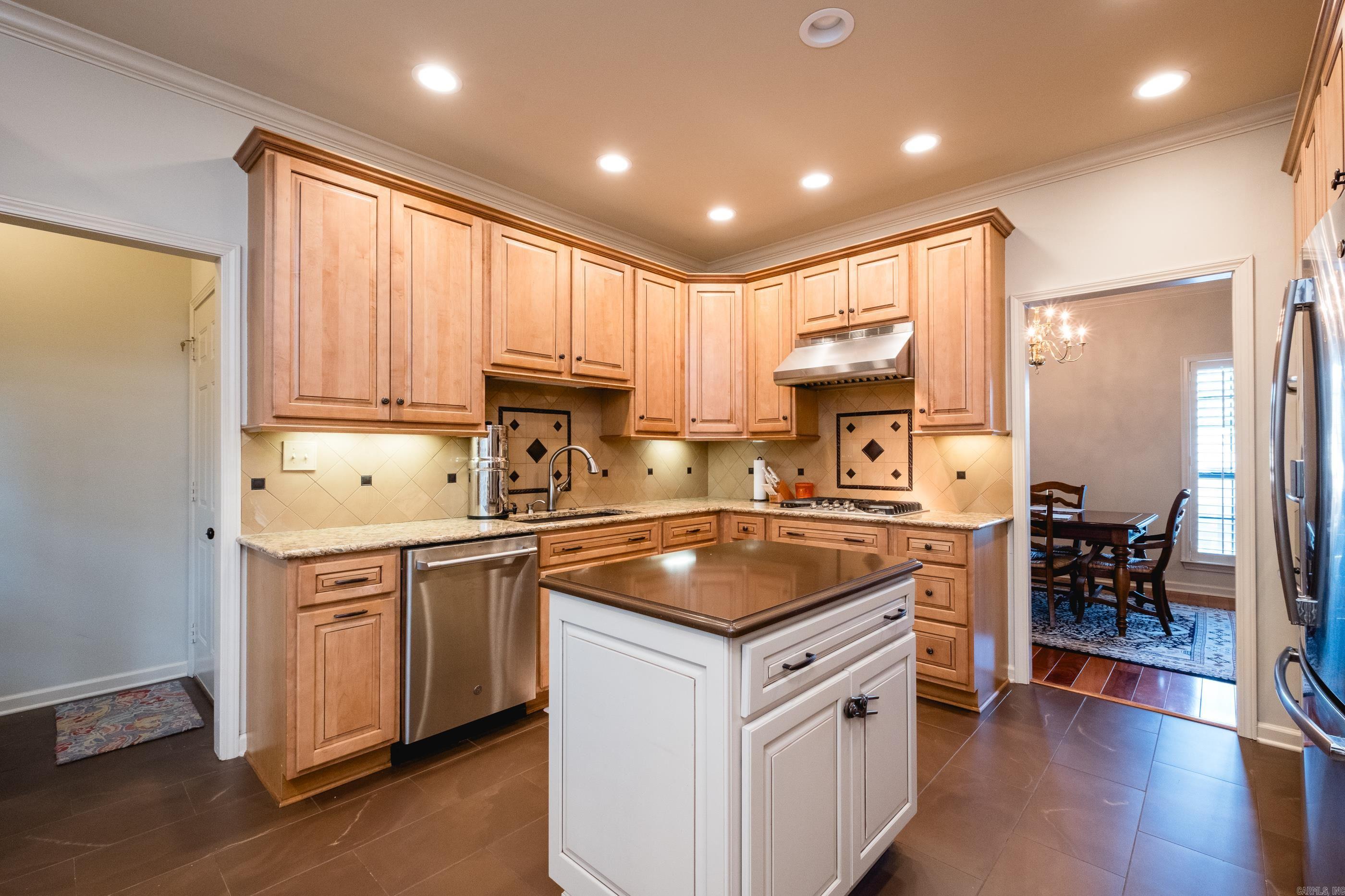 400 LaSalle Drive Little Rock, AR 72211