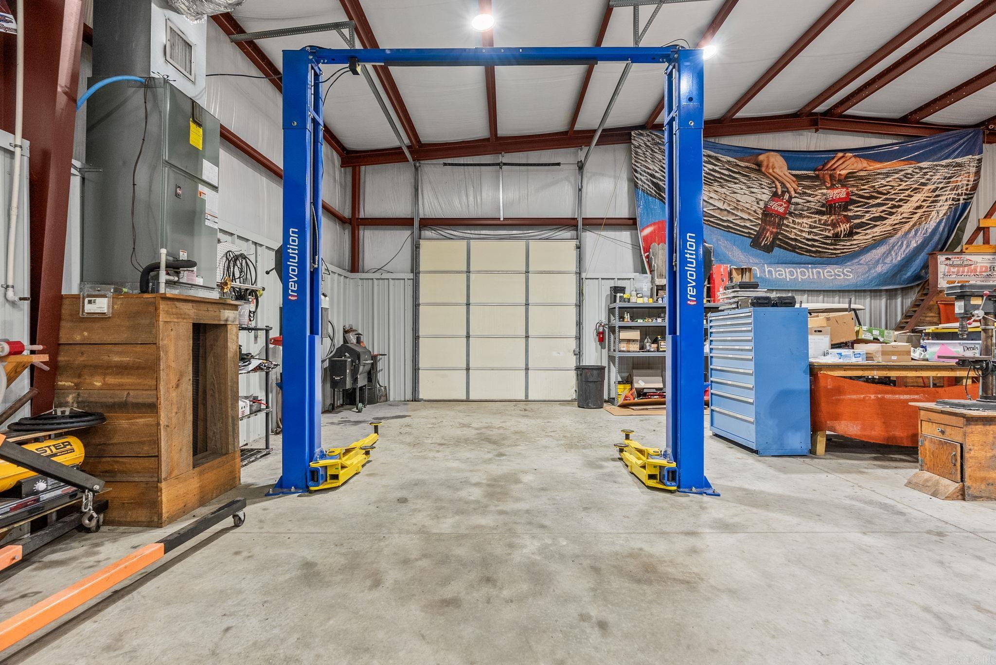 333 216  Houston, AR