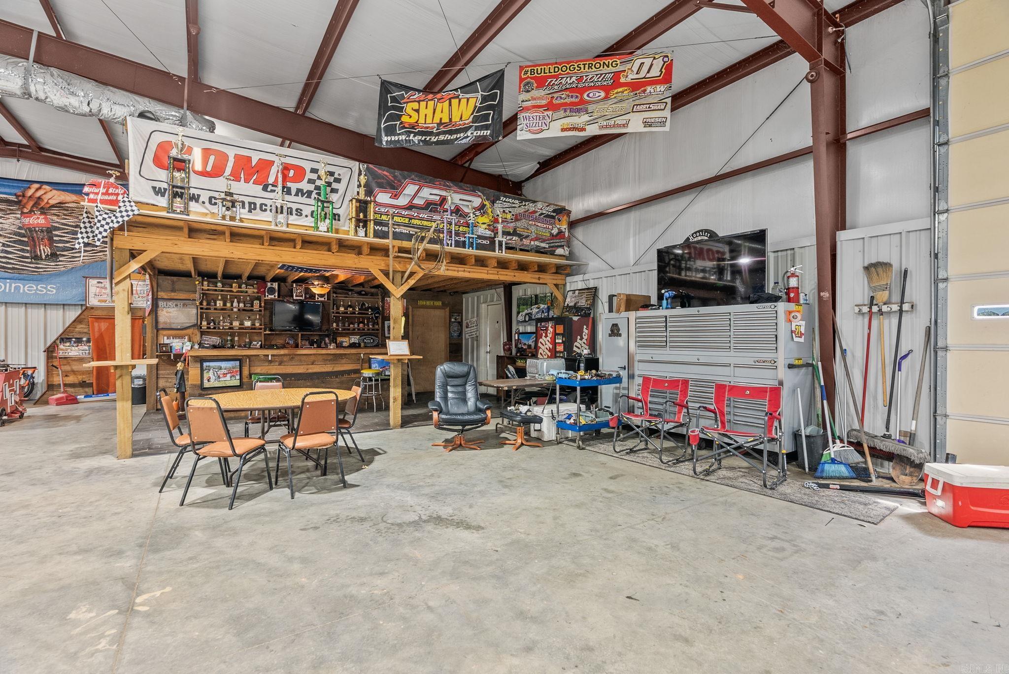333 216  Houston, AR