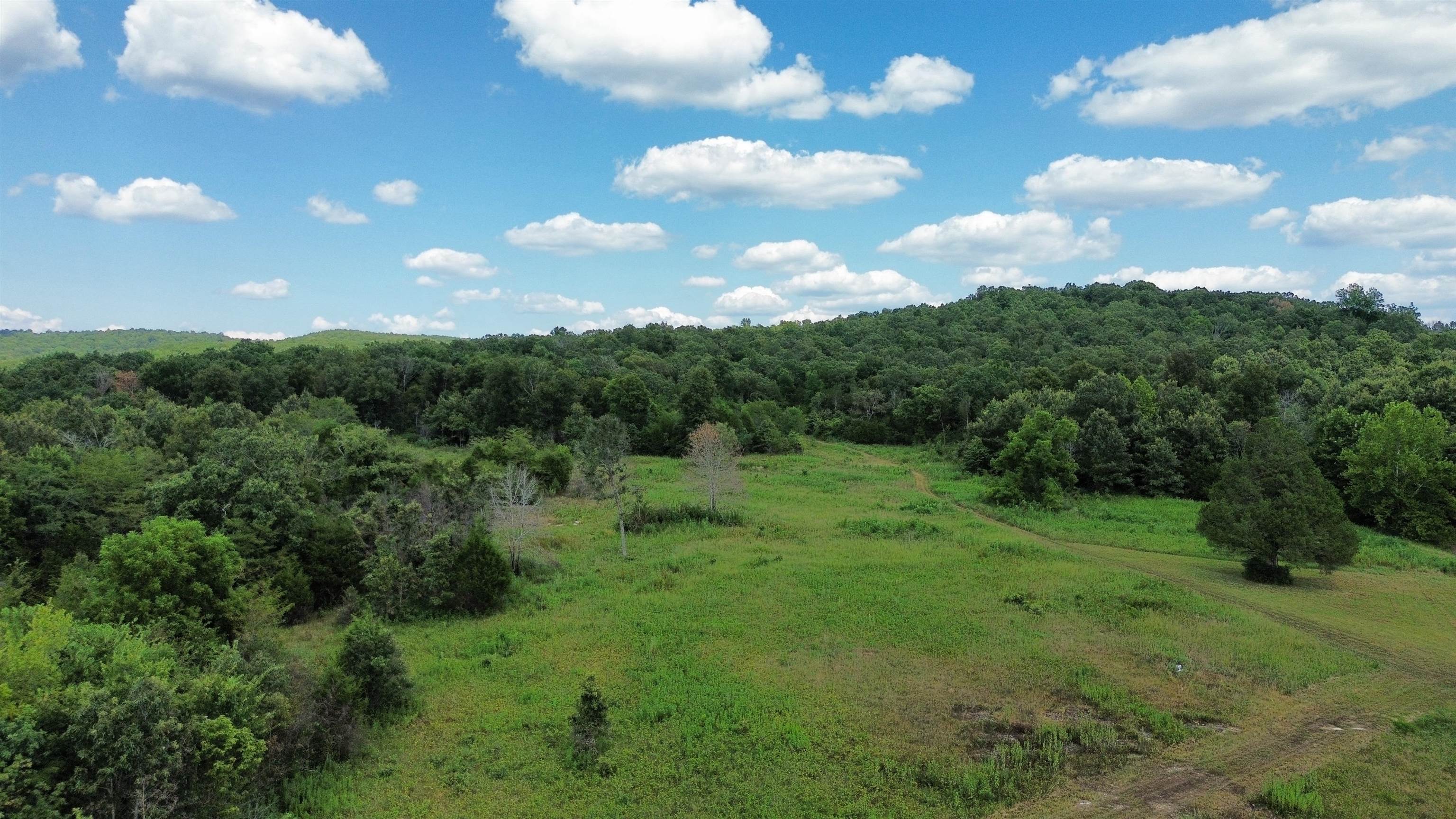 1736 Hwy 354  Hardy, AR