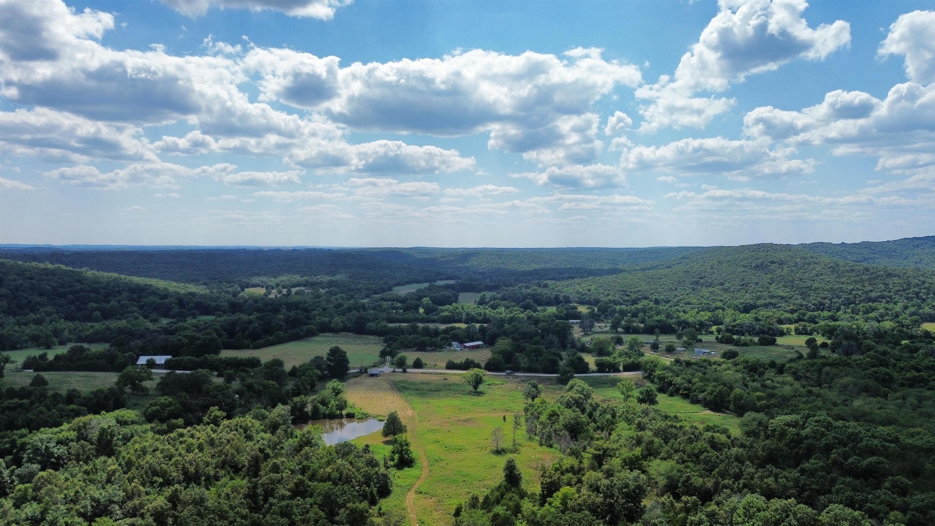 1736 Hwy 354  Hardy, AR