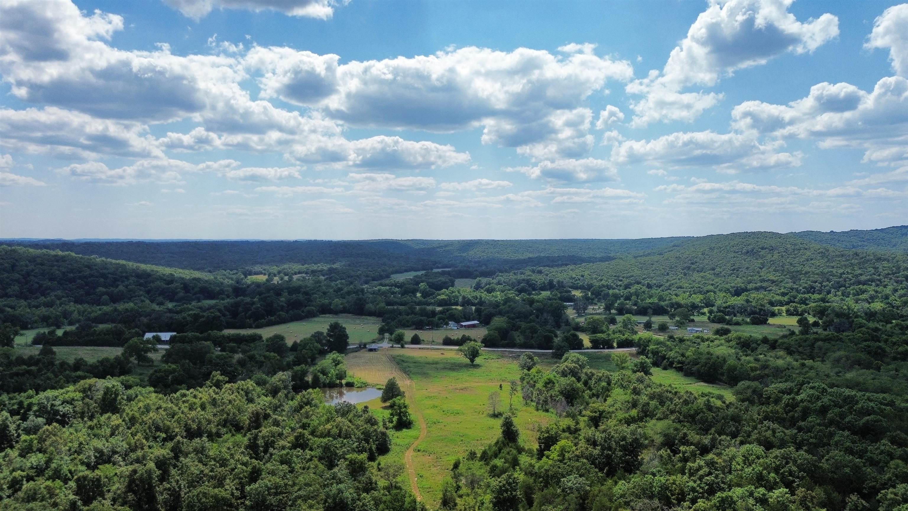 1736 Hwy 354  Hardy, AR
