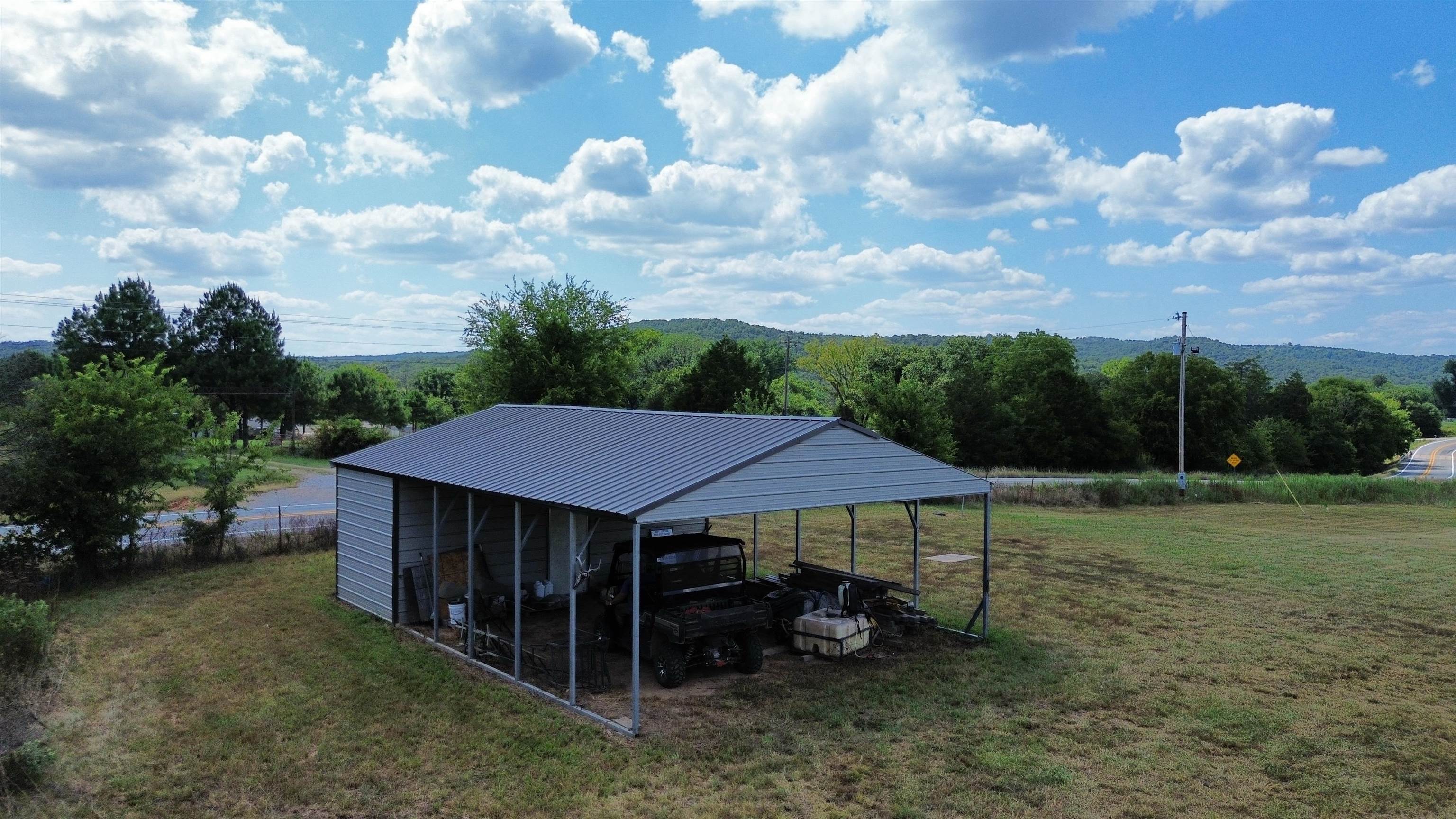 1736 Hwy 354  Hardy, AR