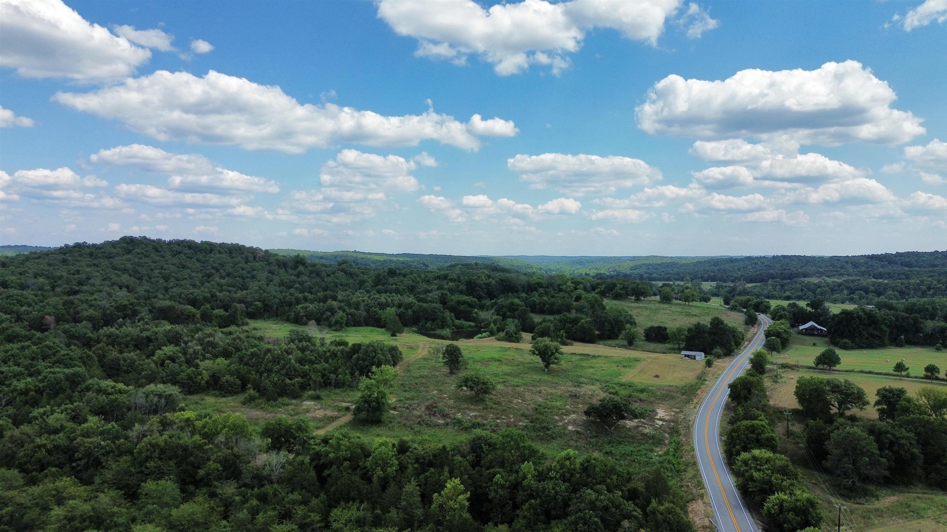 1736 Hwy 354  Hardy, AR