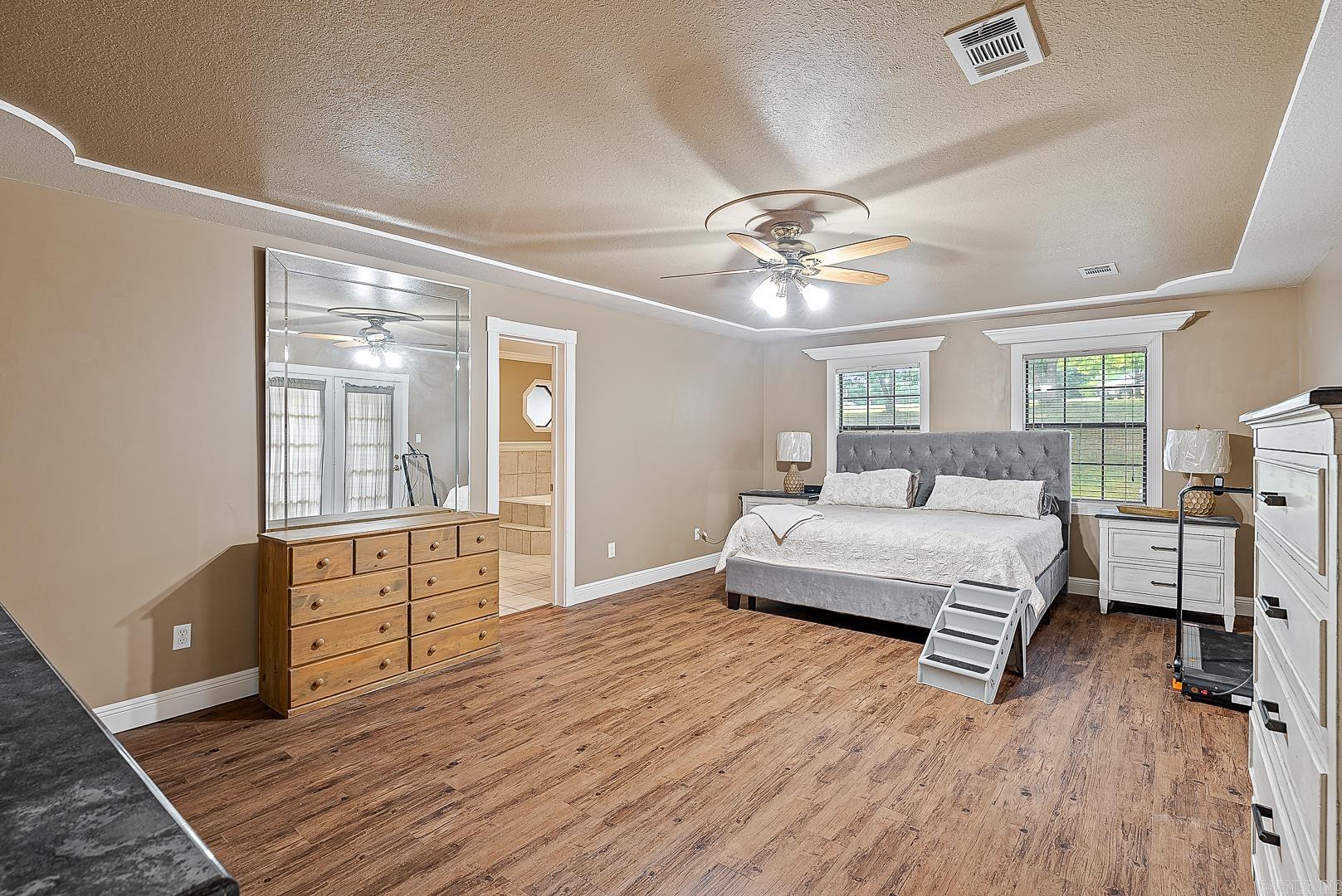 54 Greene 636 Rd Paragould, AR 72450