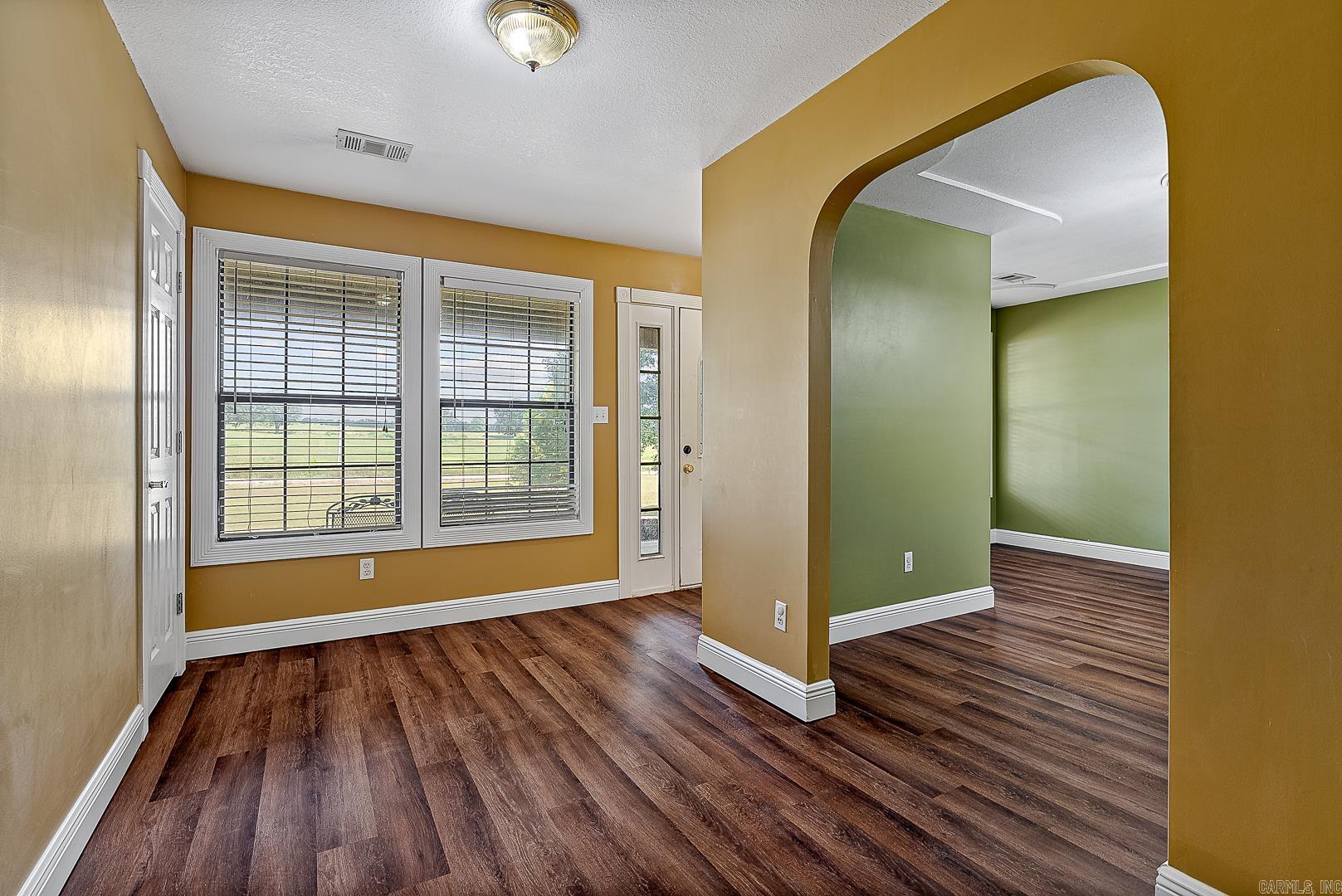 54 Greene 636 Rd Paragould, AR 72450