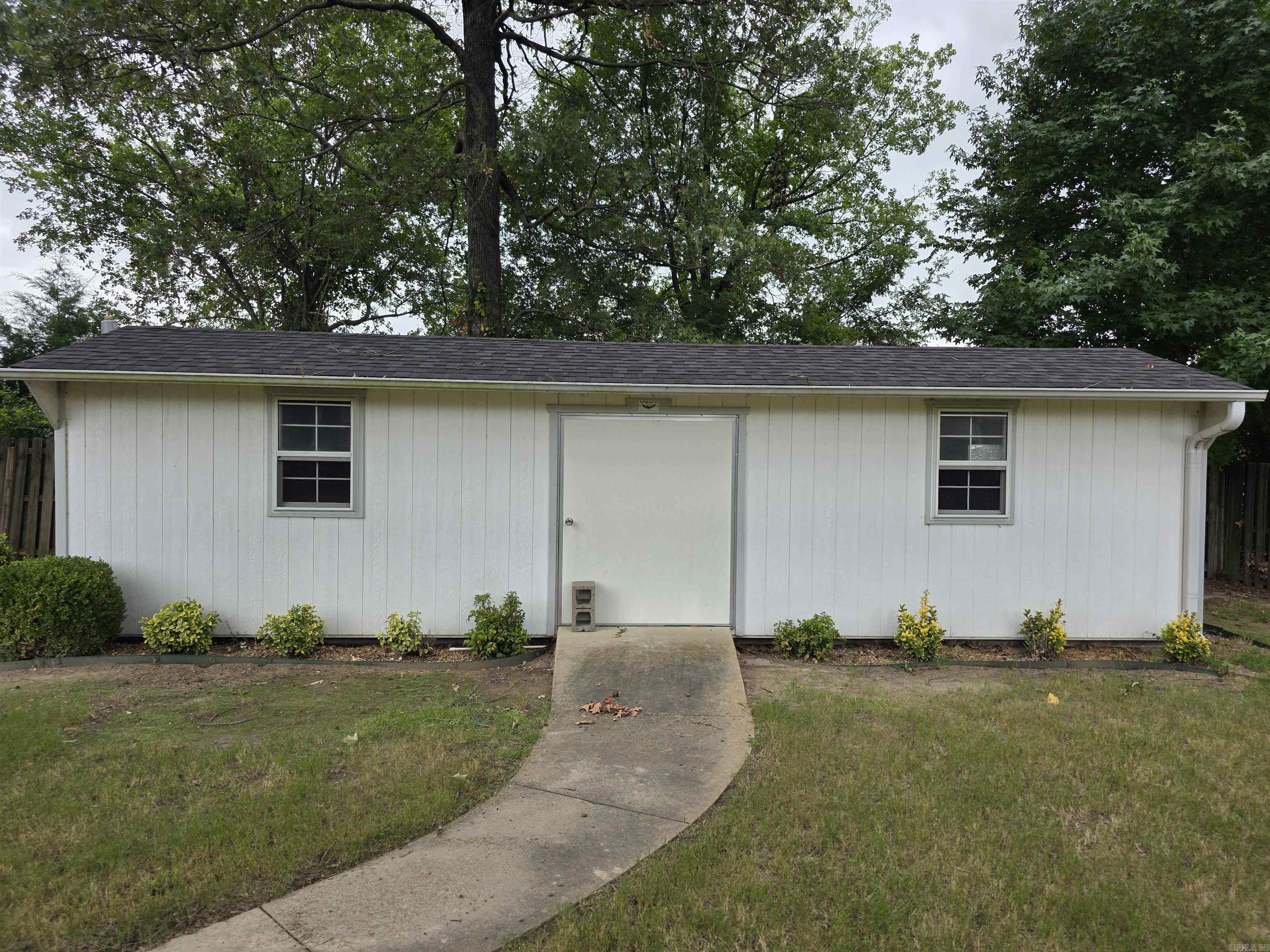 5201 S 27 th  Paragould, AR