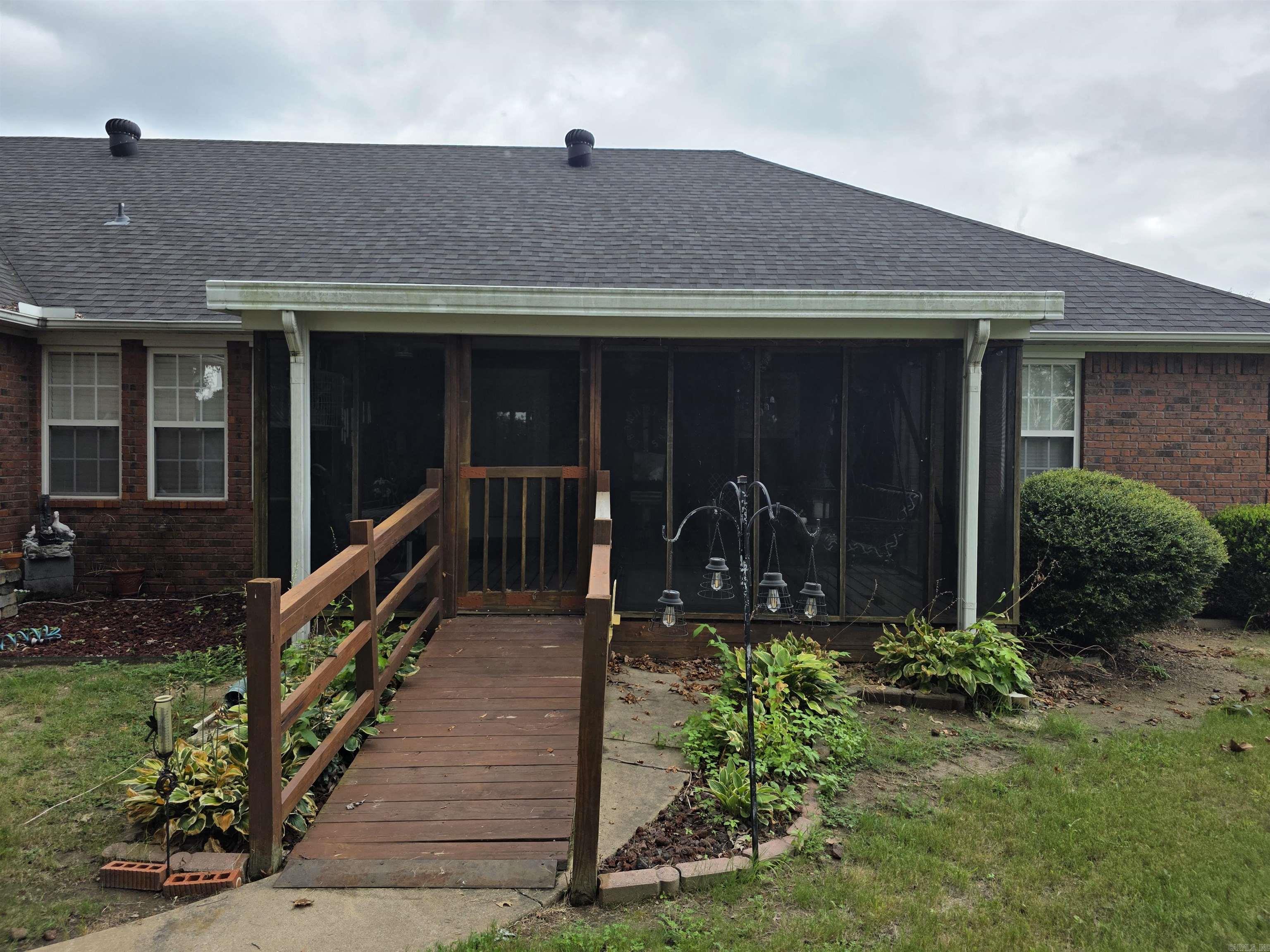 5201 S 27 th  Paragould, AR