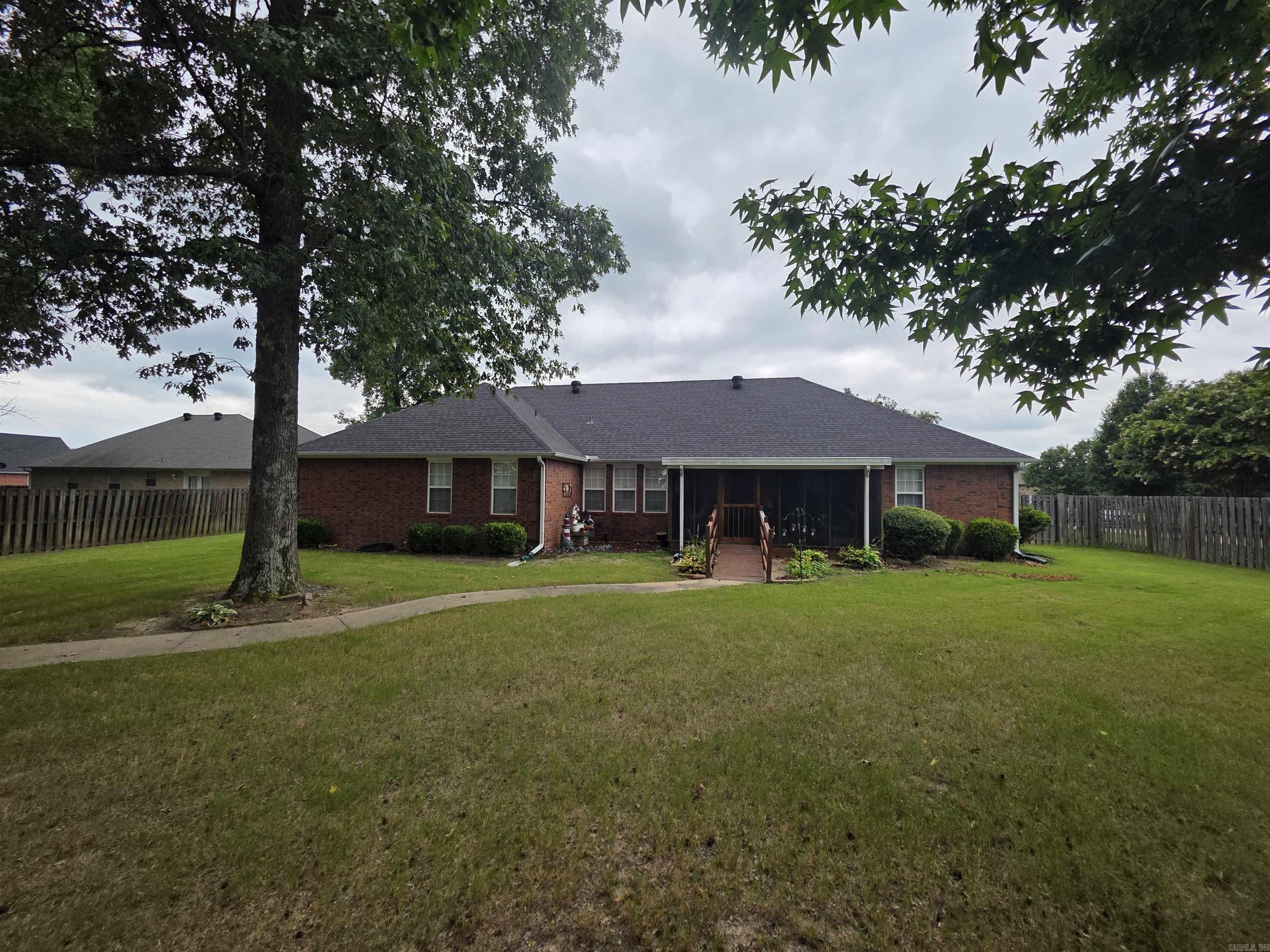 5201 S 27 th  Paragould, AR