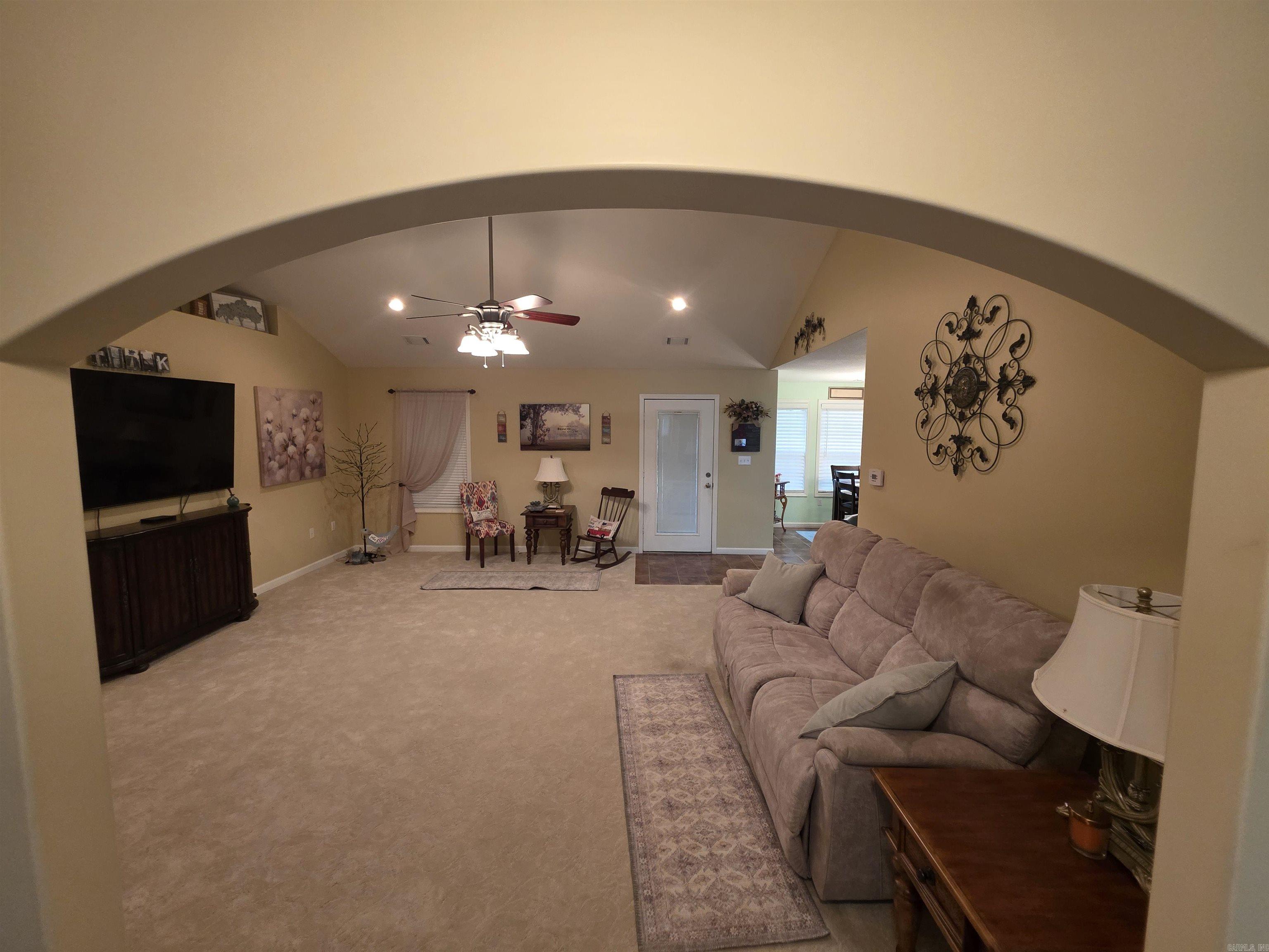 5201 S 27 th  Paragould, AR