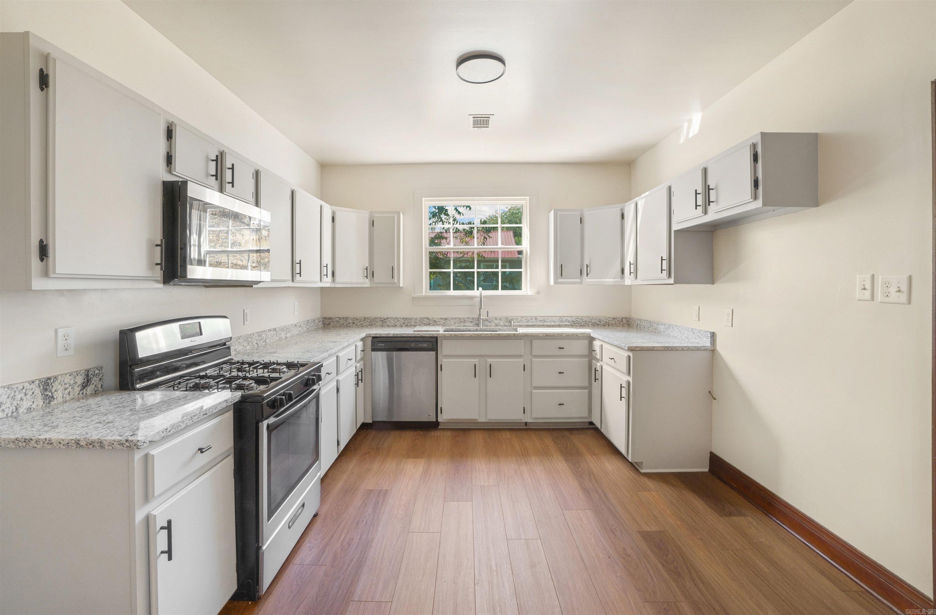 707 N West  Morrilton, AR