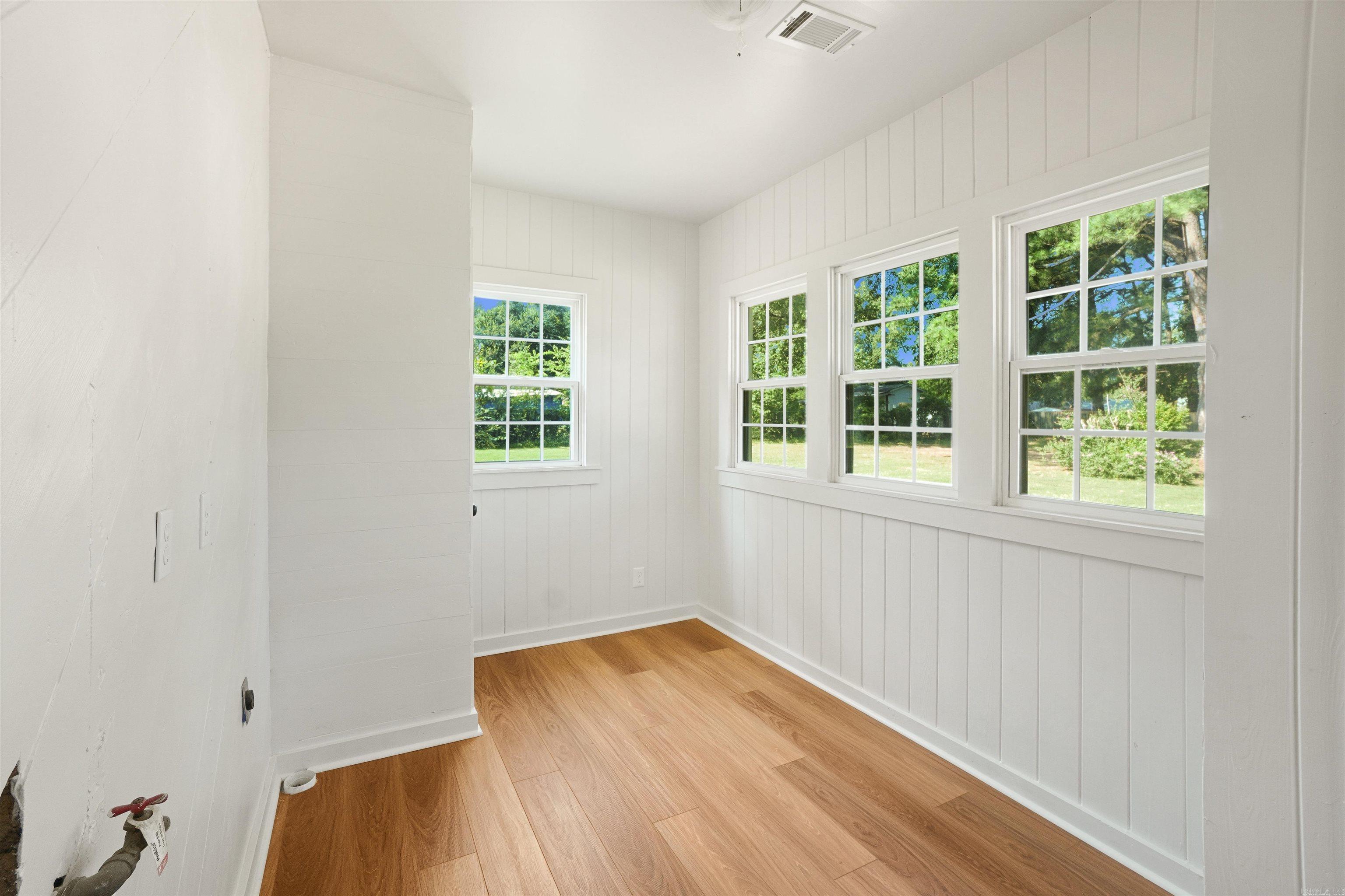 707 N West  Morrilton, AR