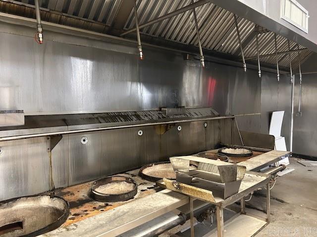 1176 N State Hwy 7  Dardanelle, AR