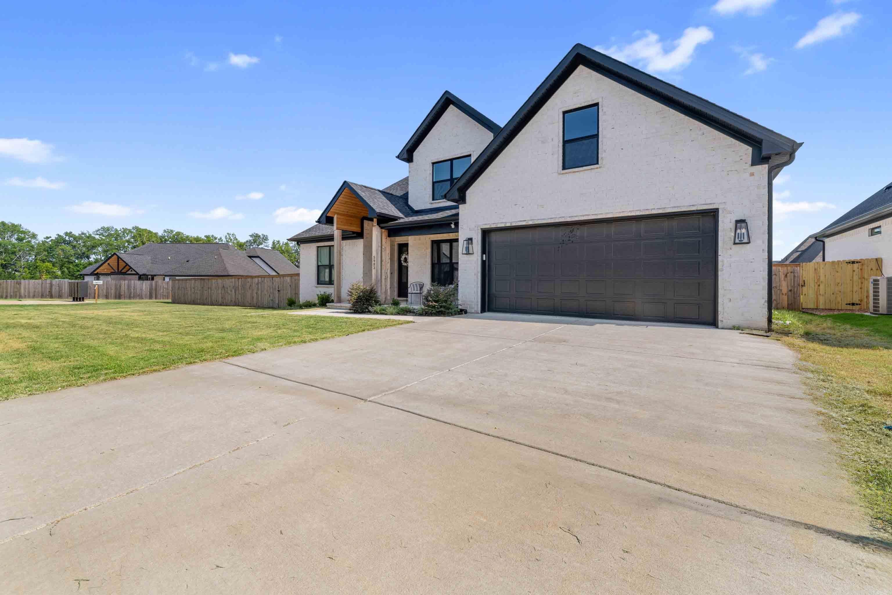 5983 Pelican  Benton, AR