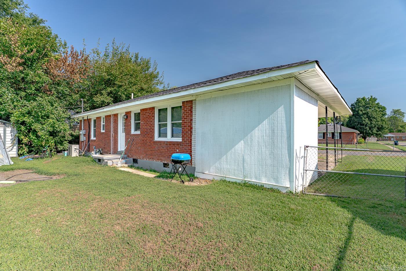 611 S Tennessee  Blytheville, AR