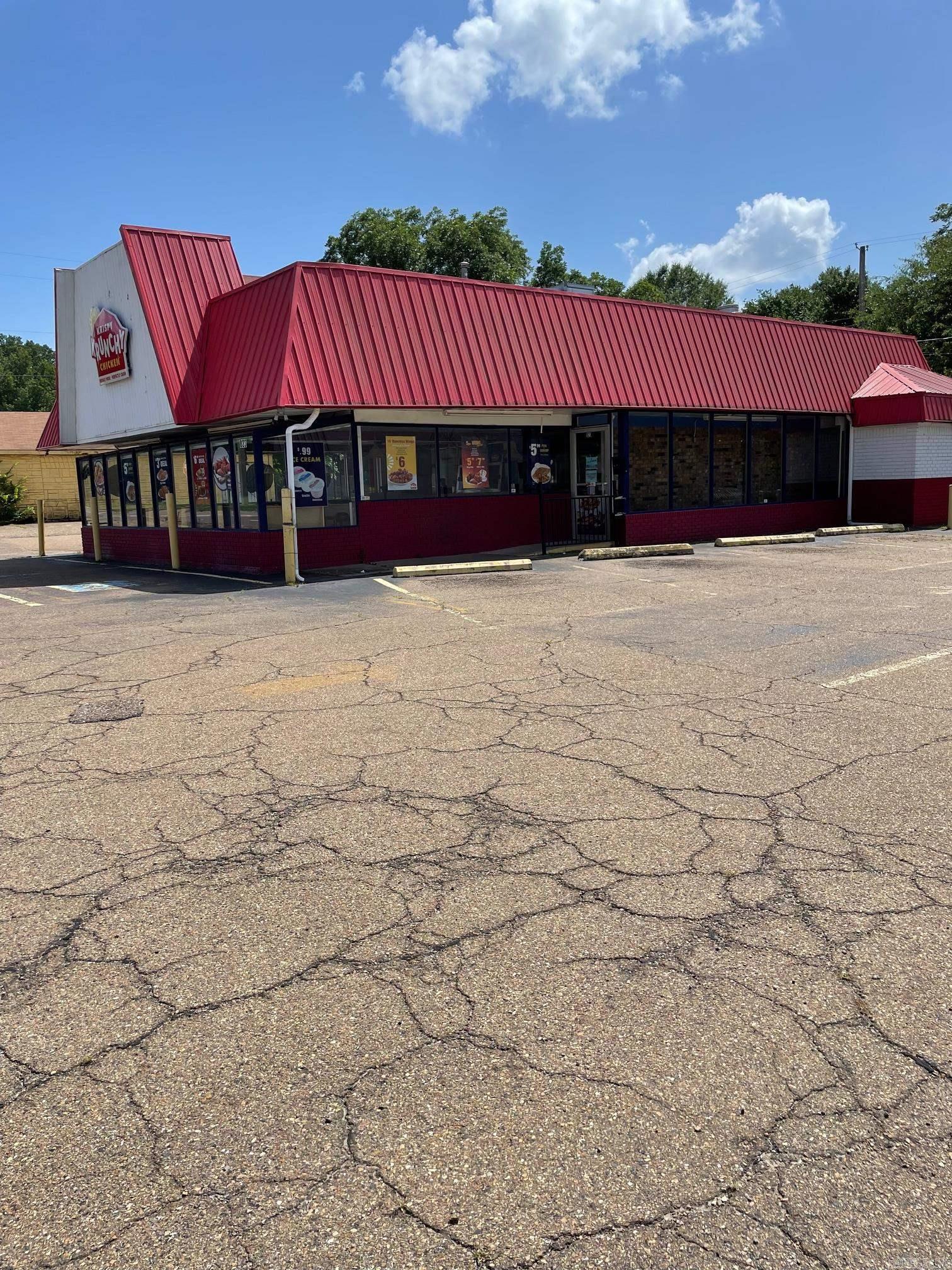 823 East Street  Texarkana, AR