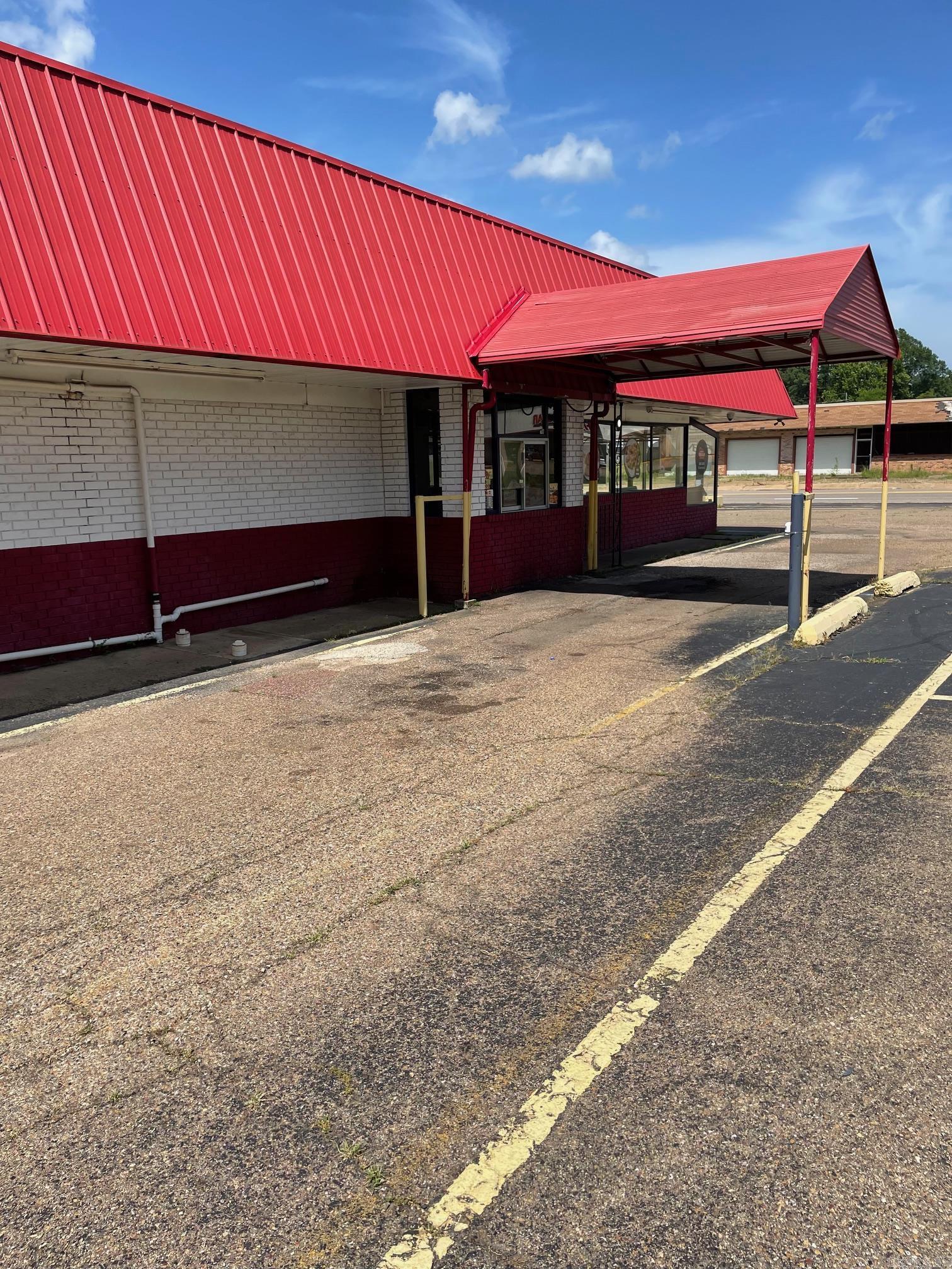 823 East Street  Texarkana, AR