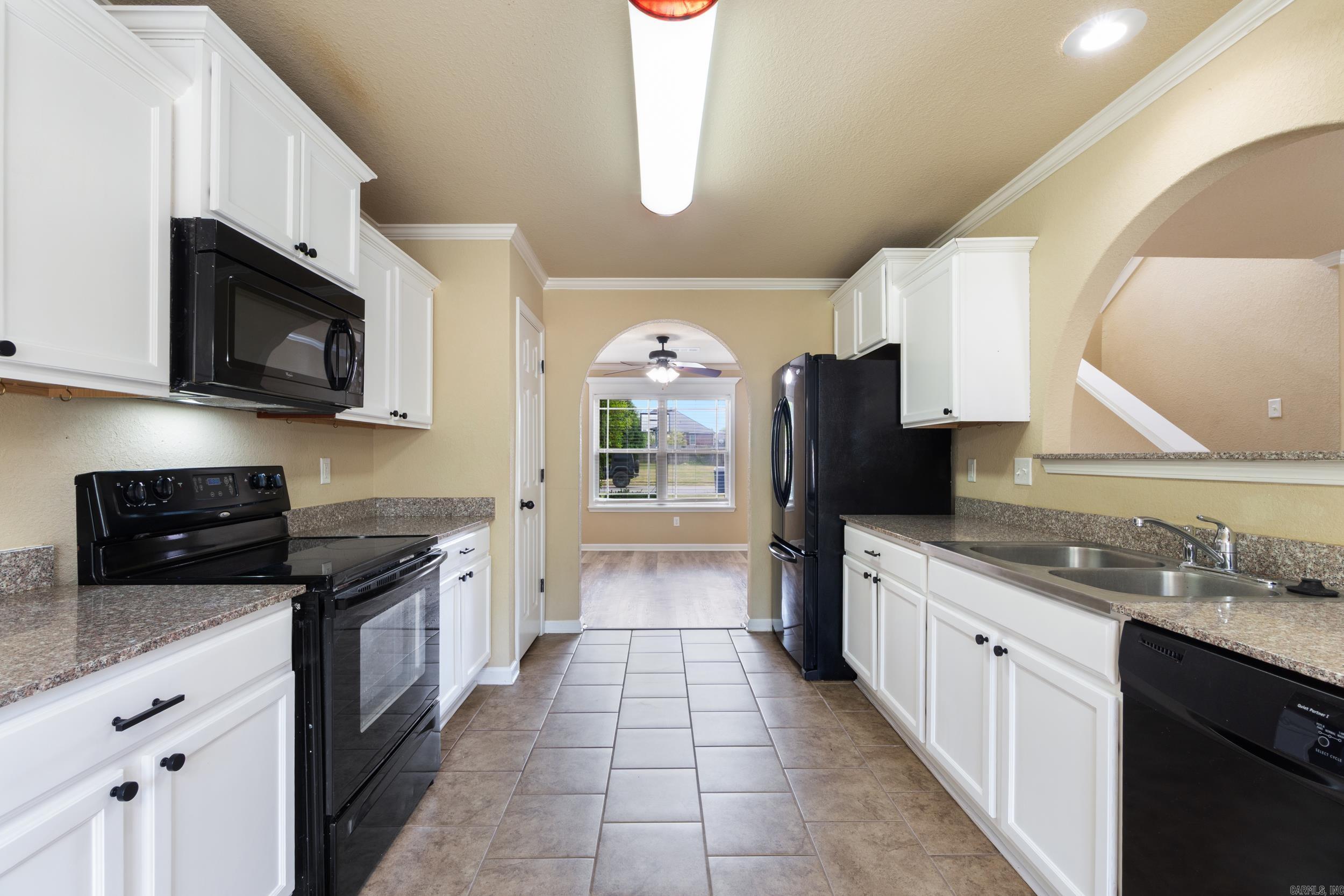 81 Earnhardt  Cabot, AR