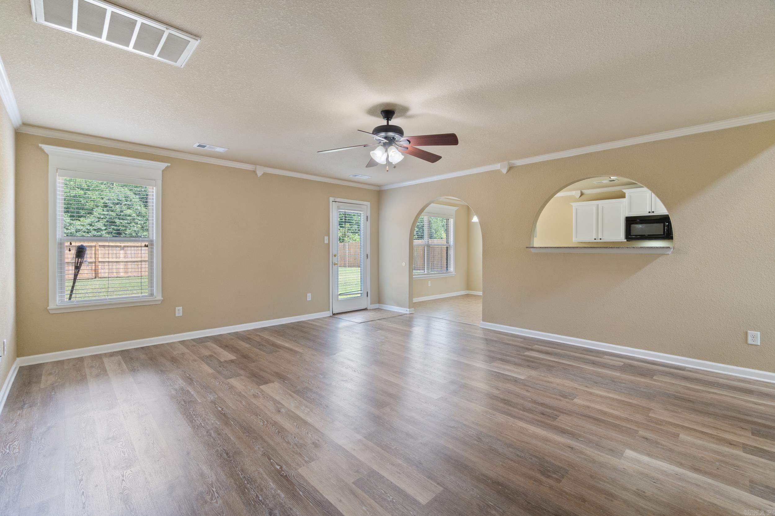 81 Earnhardt  Cabot, AR