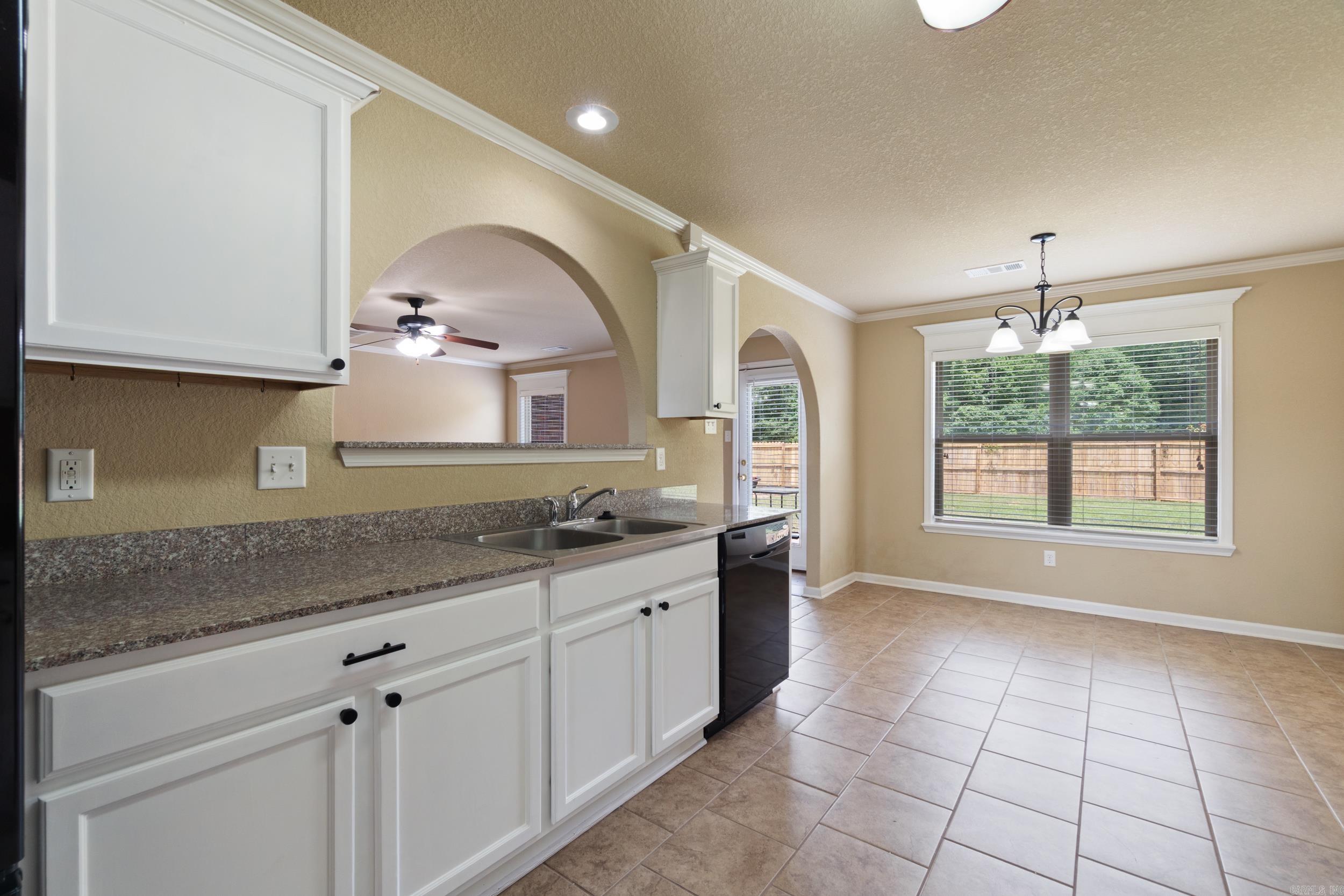 81 Earnhardt  Cabot, AR