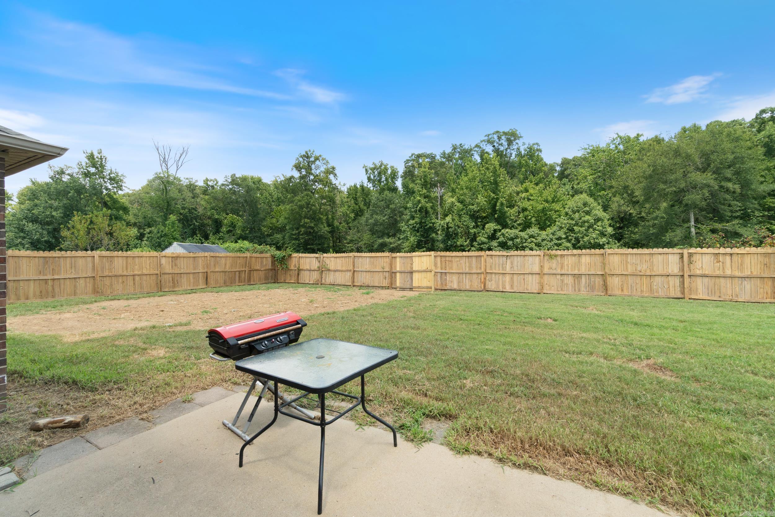 81 Earnhardt  Cabot, AR