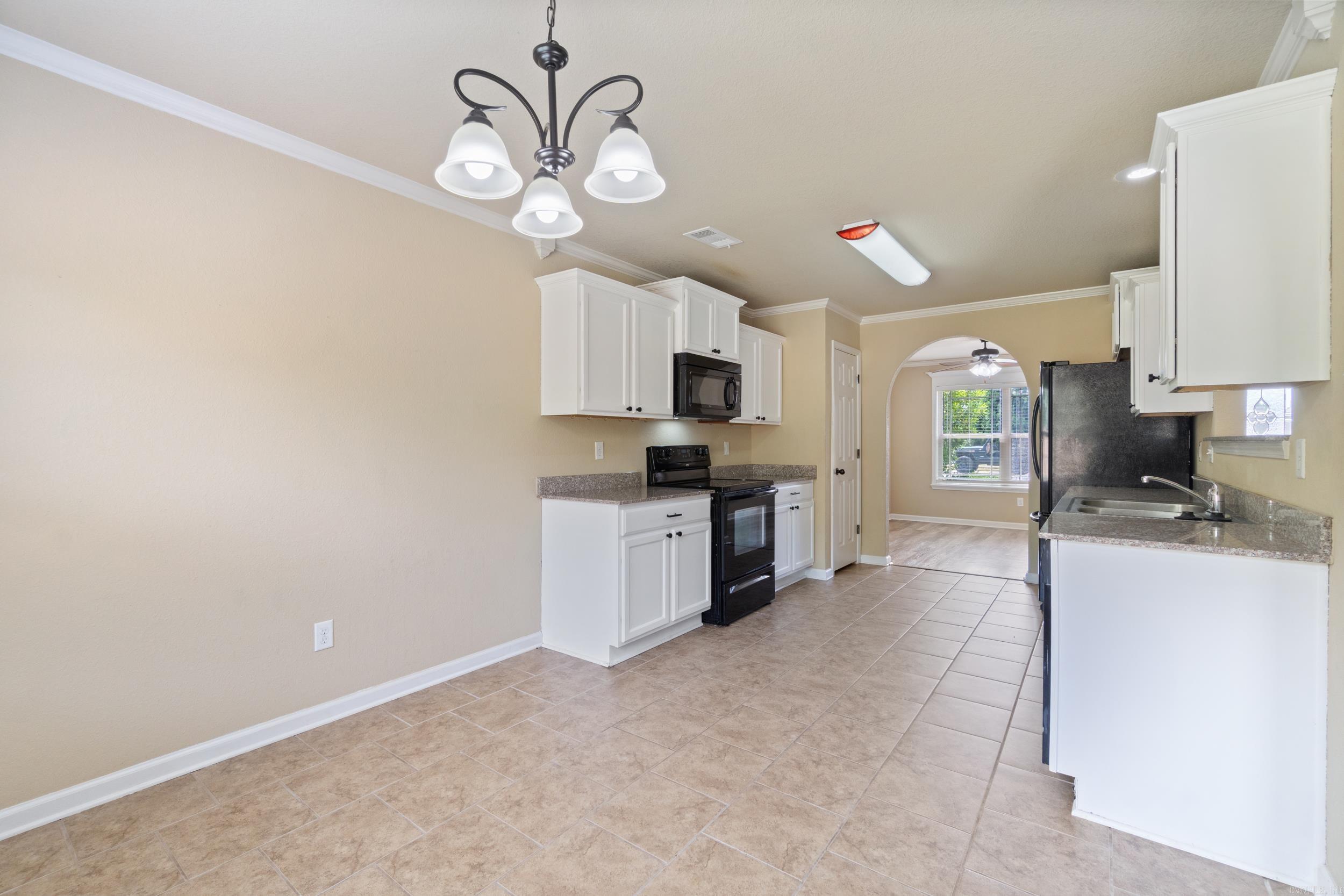 81 Earnhardt  Cabot, AR