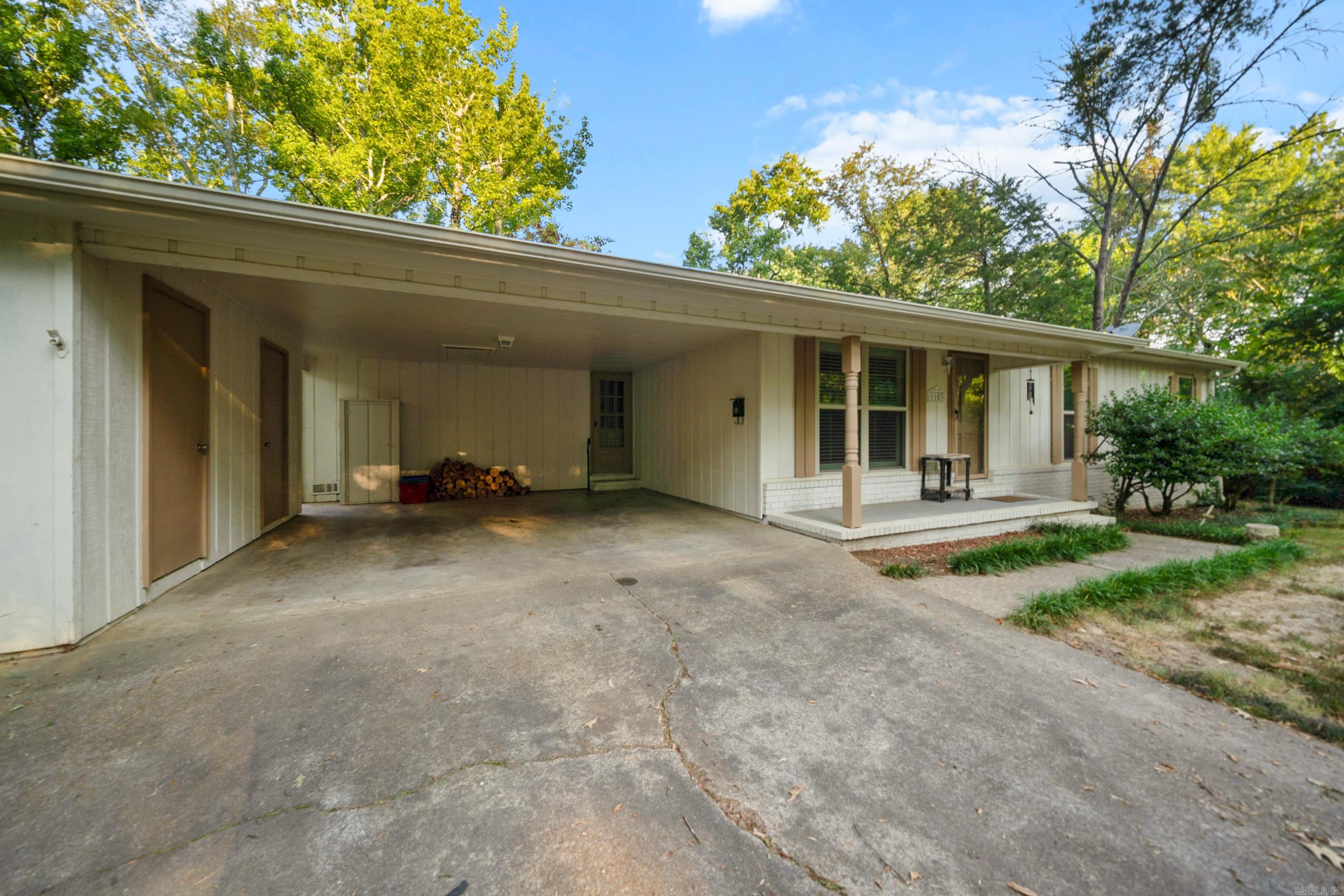 1103 N Cedar  Searcy, AR