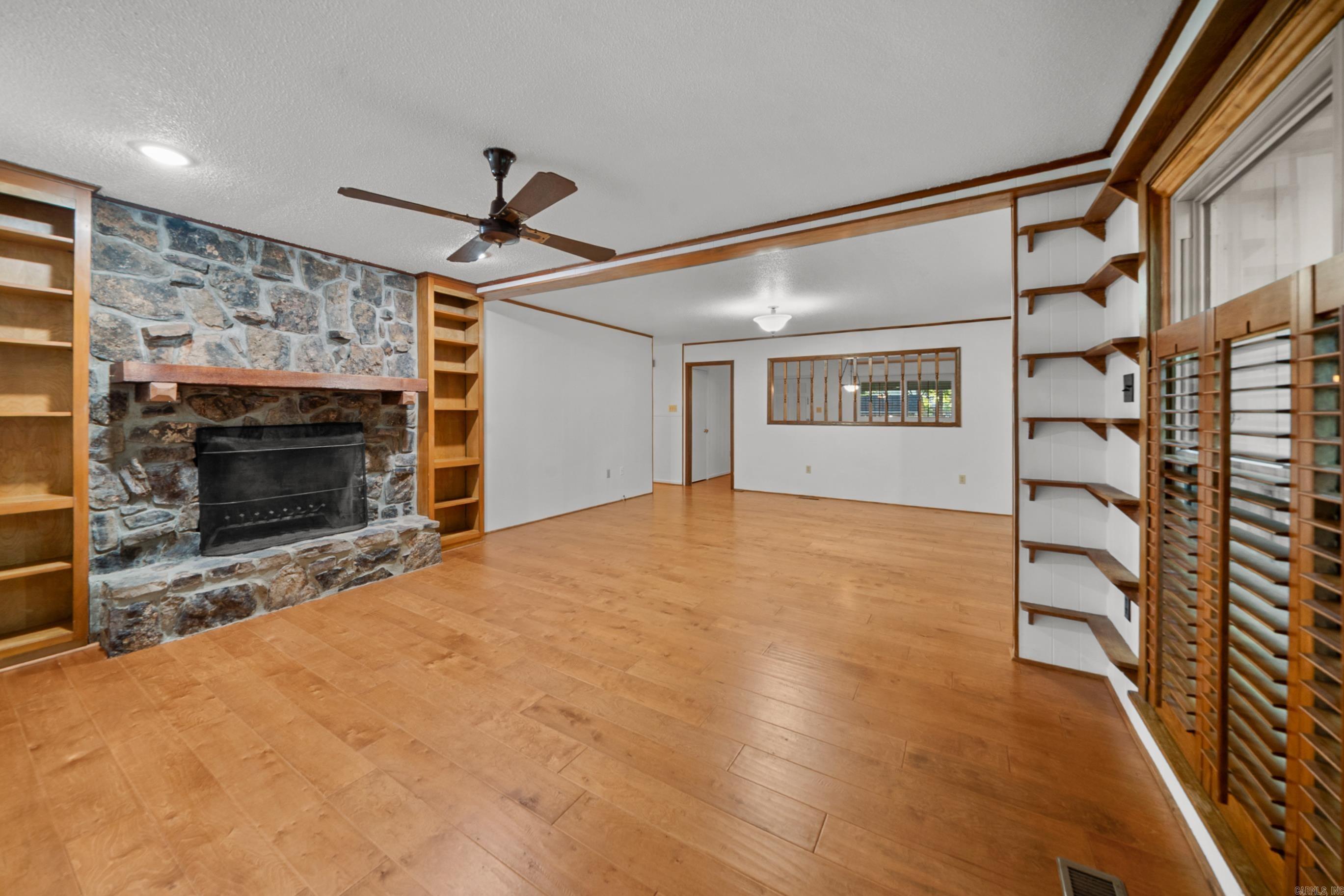 1103 N Cedar  Searcy, AR