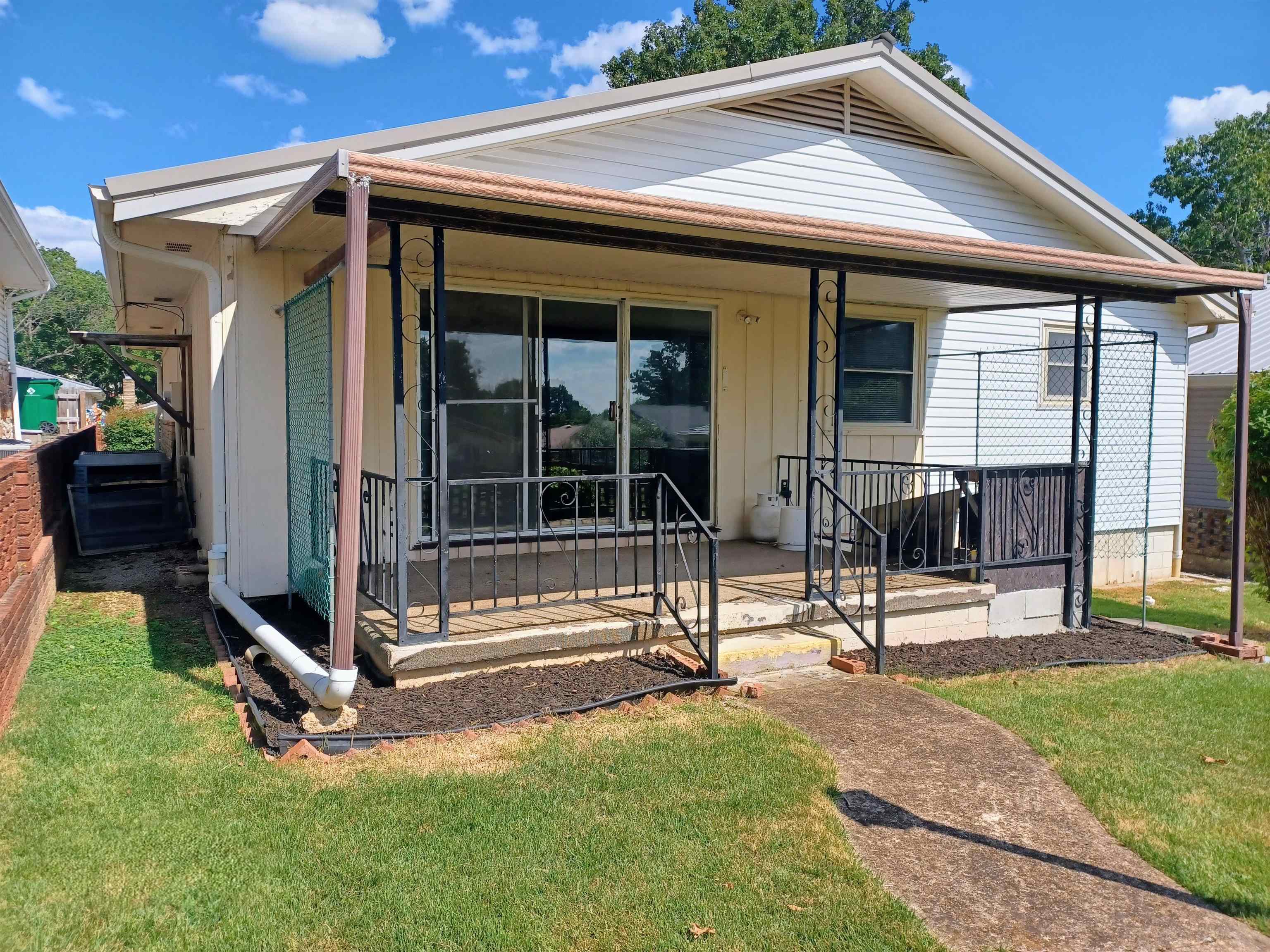 309 Parliament  Horseshoe Bend, AR