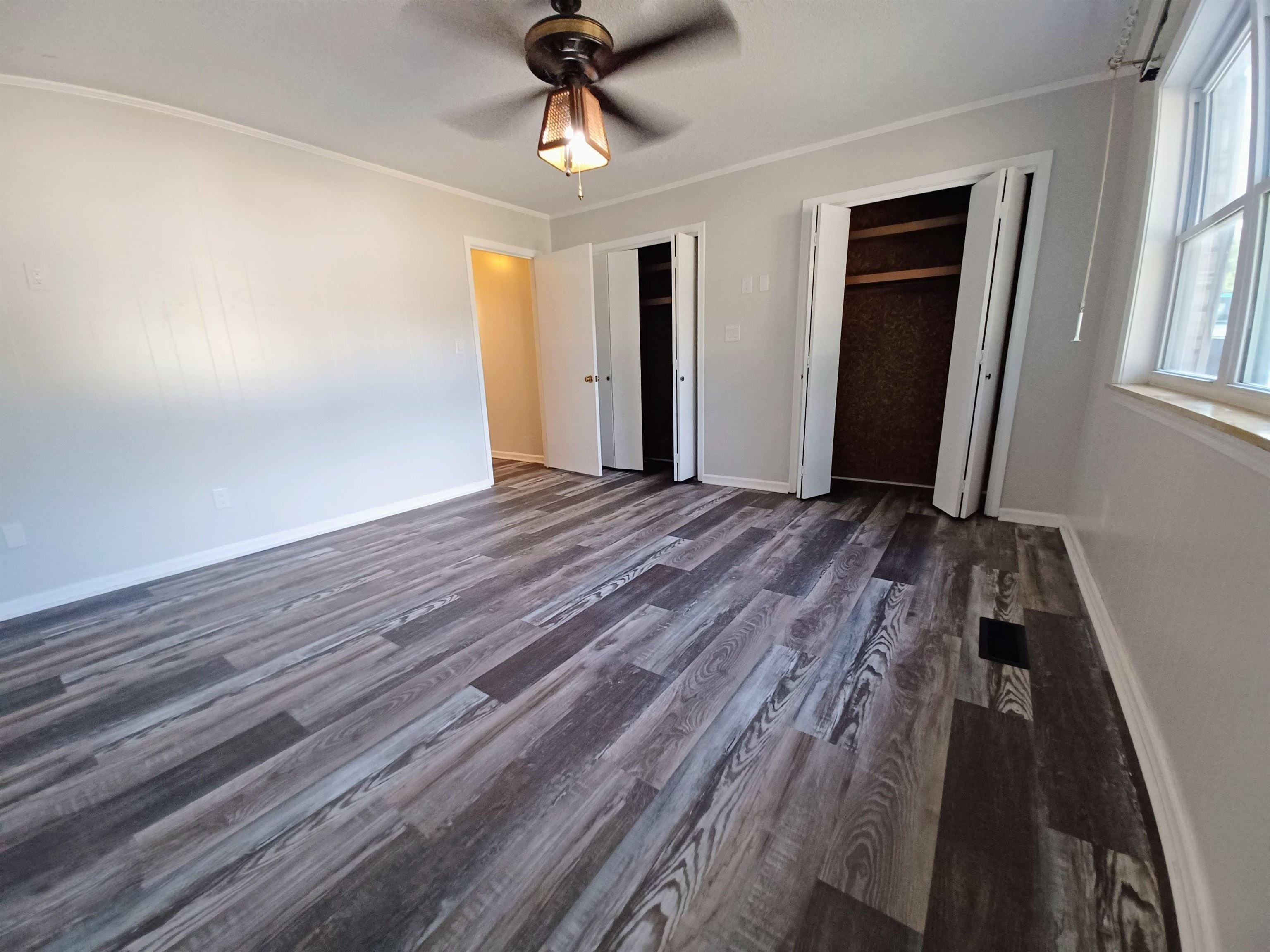 309 Parliament Drive Horseshoe Bend, AR 72512-3323