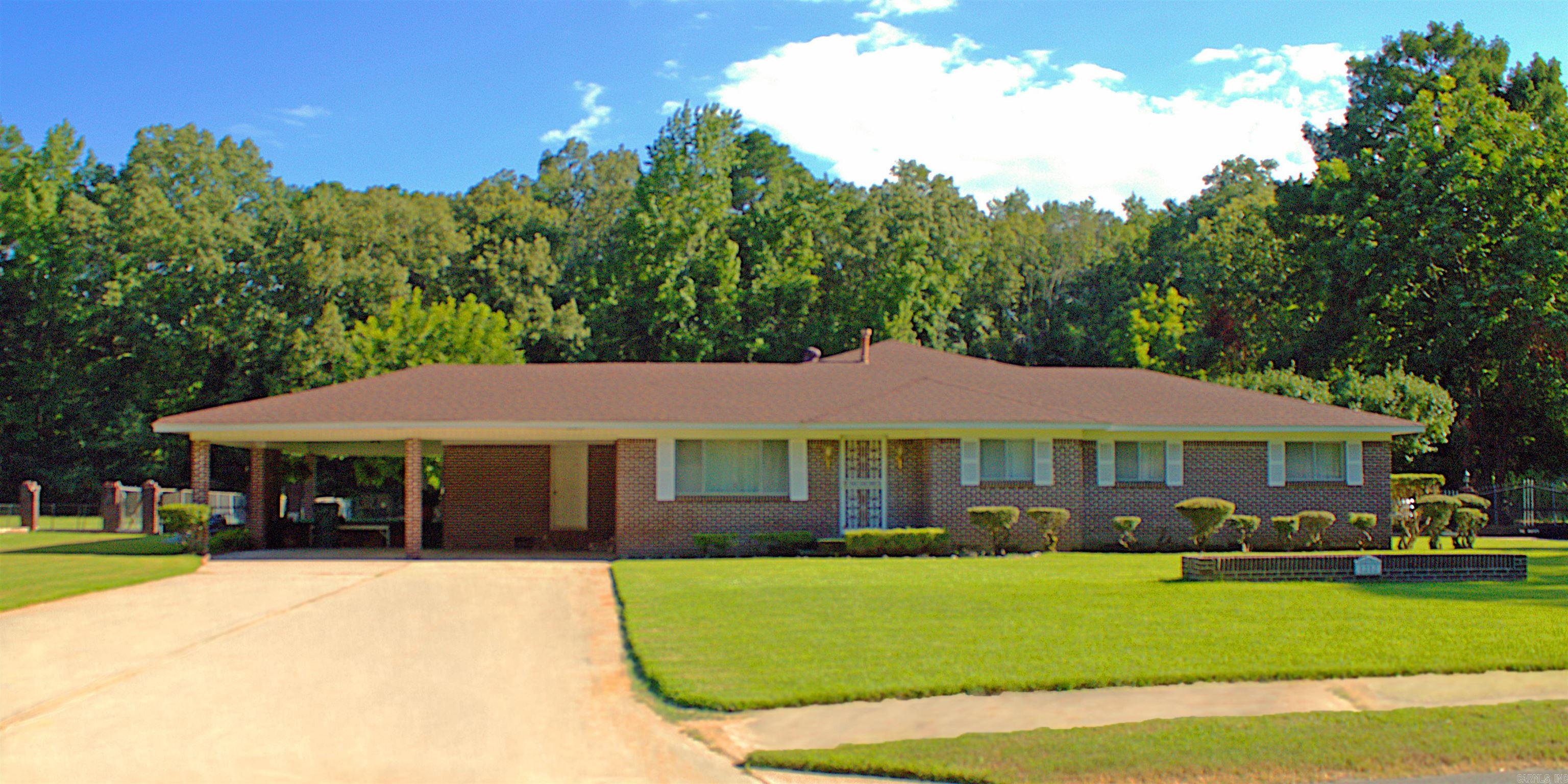 1212 E 34th  Pine Bluff, AR