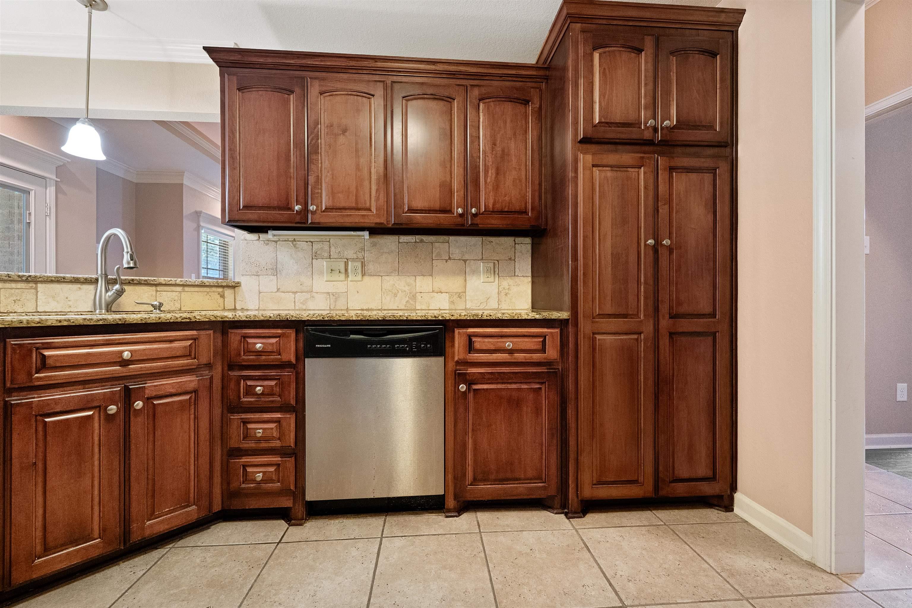 2105 Airborn  Jacksonville, AR